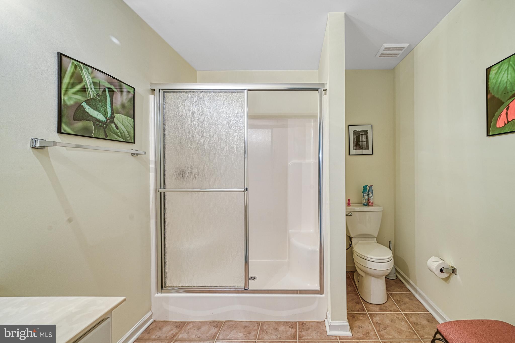 VALENTINE WOODS - Residential