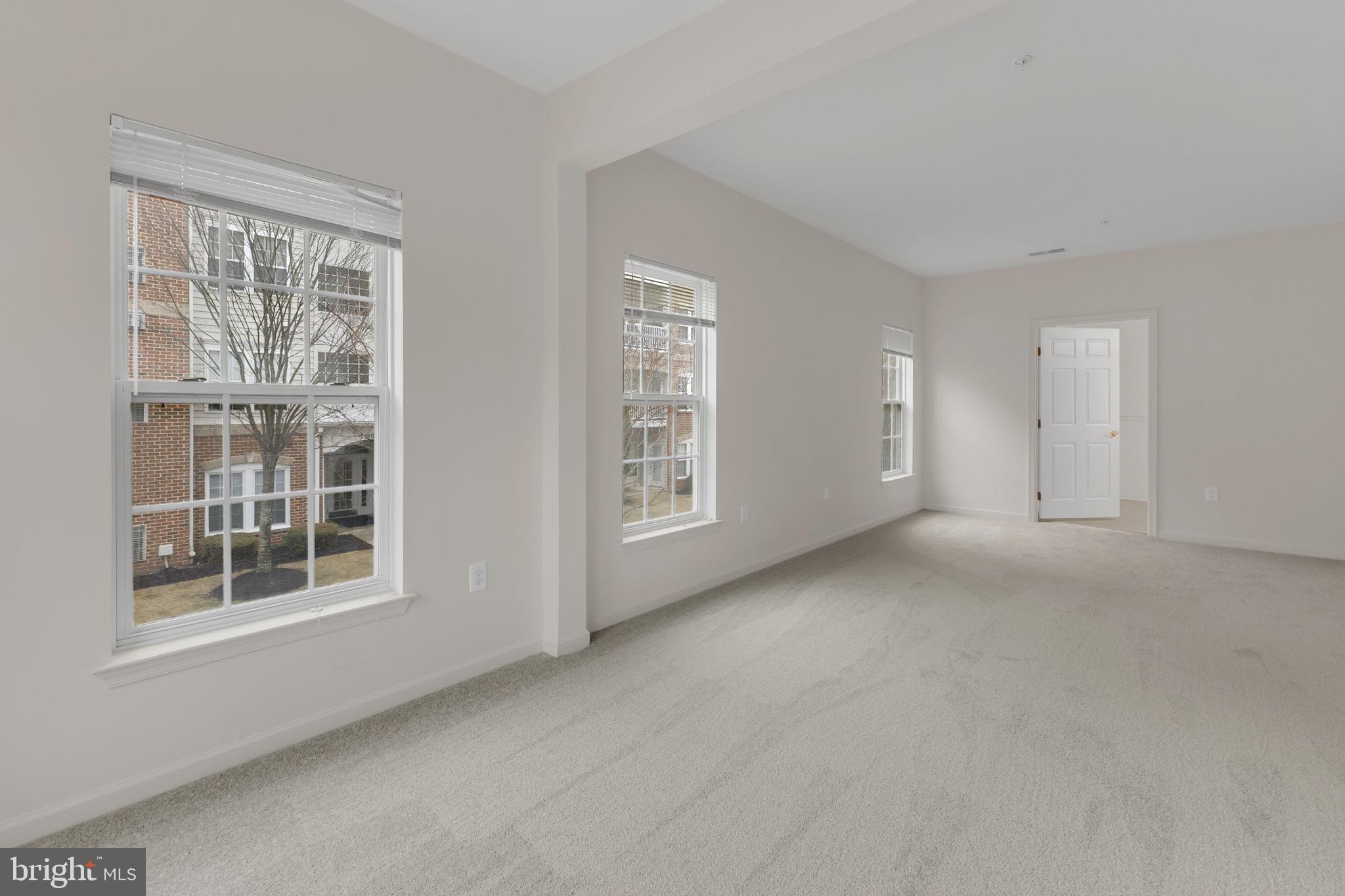 EDEN BROOK - Residential