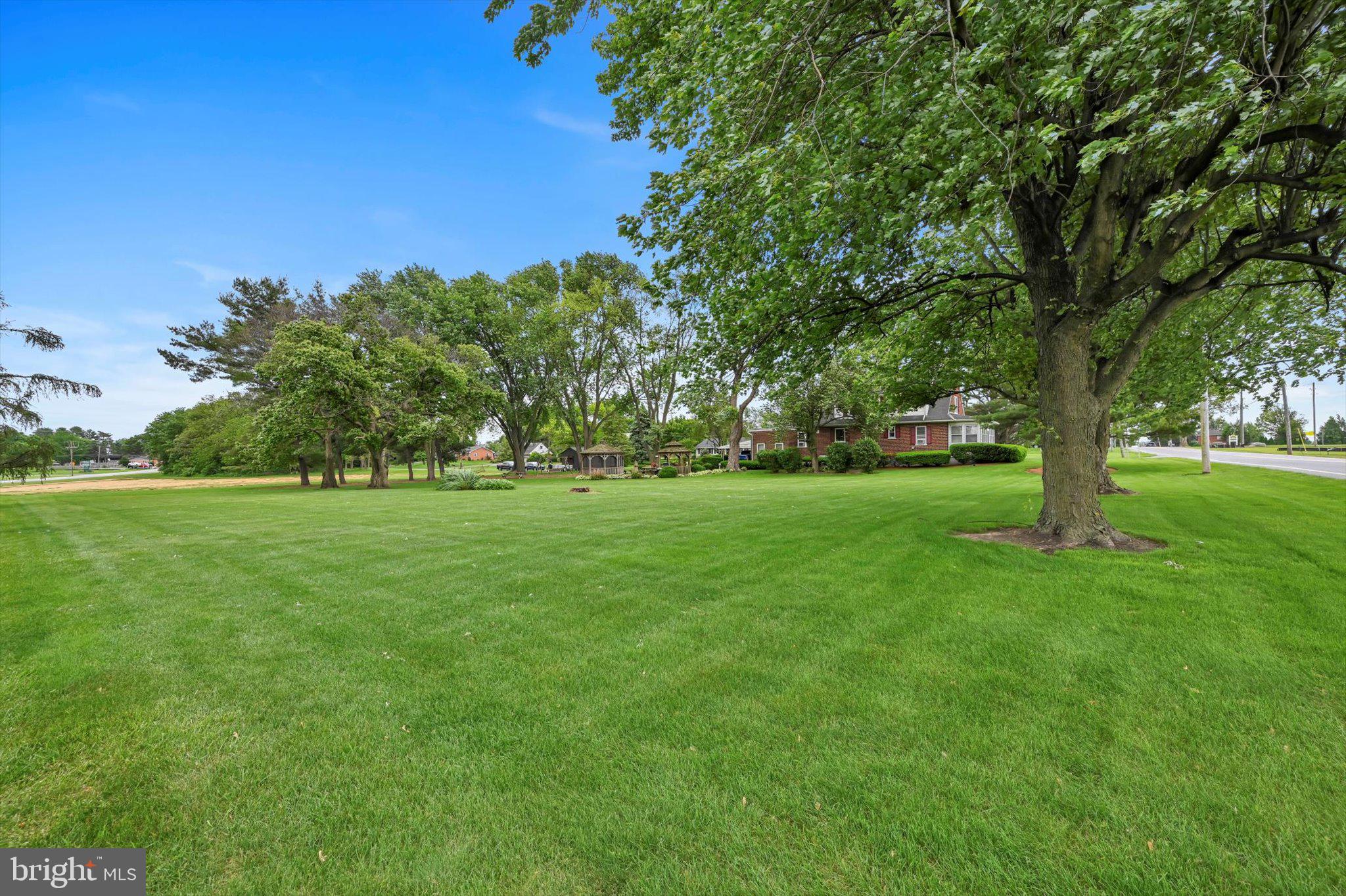 1709 BECKER ROAD