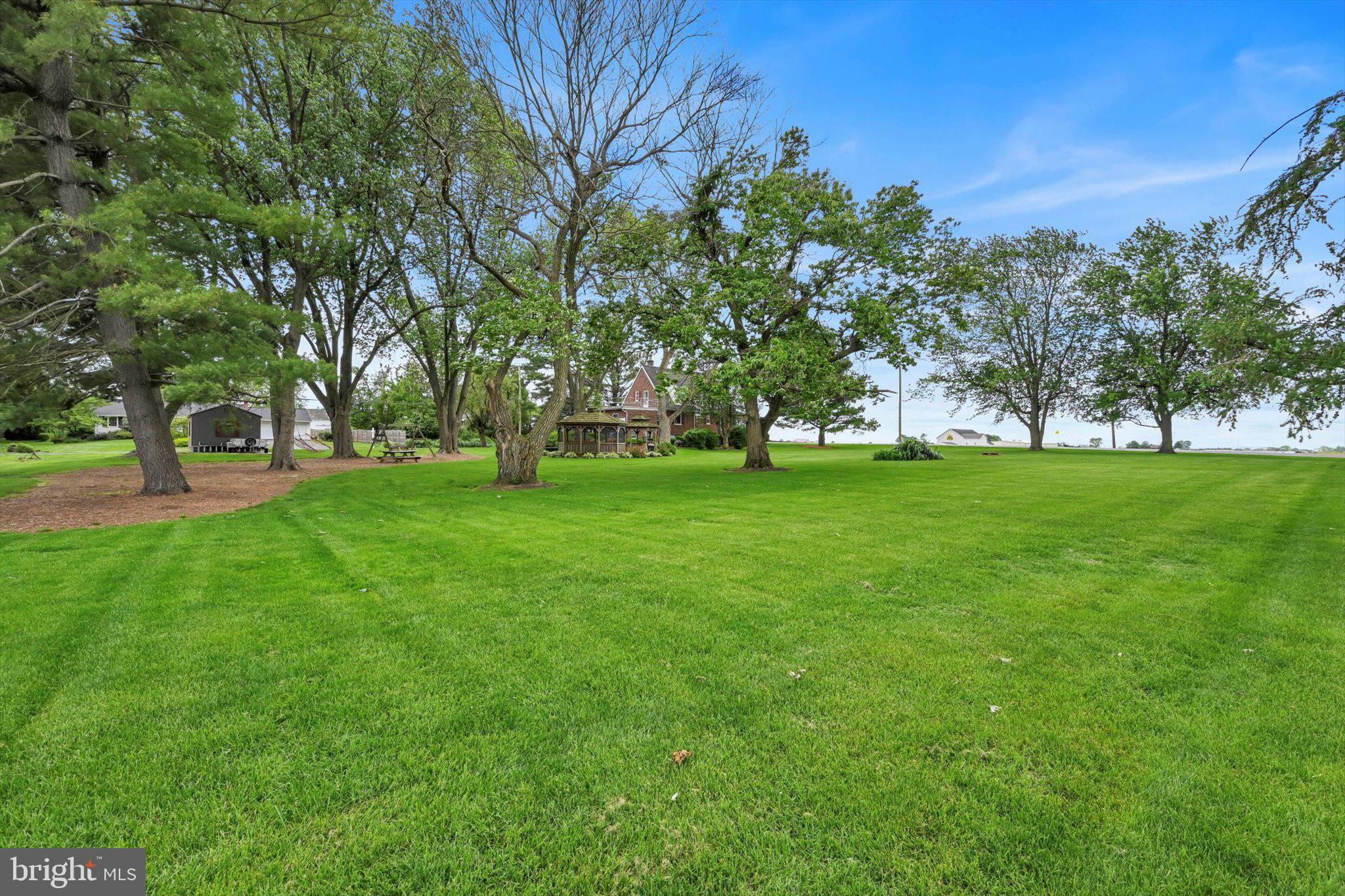 1709 BECKER ROAD
