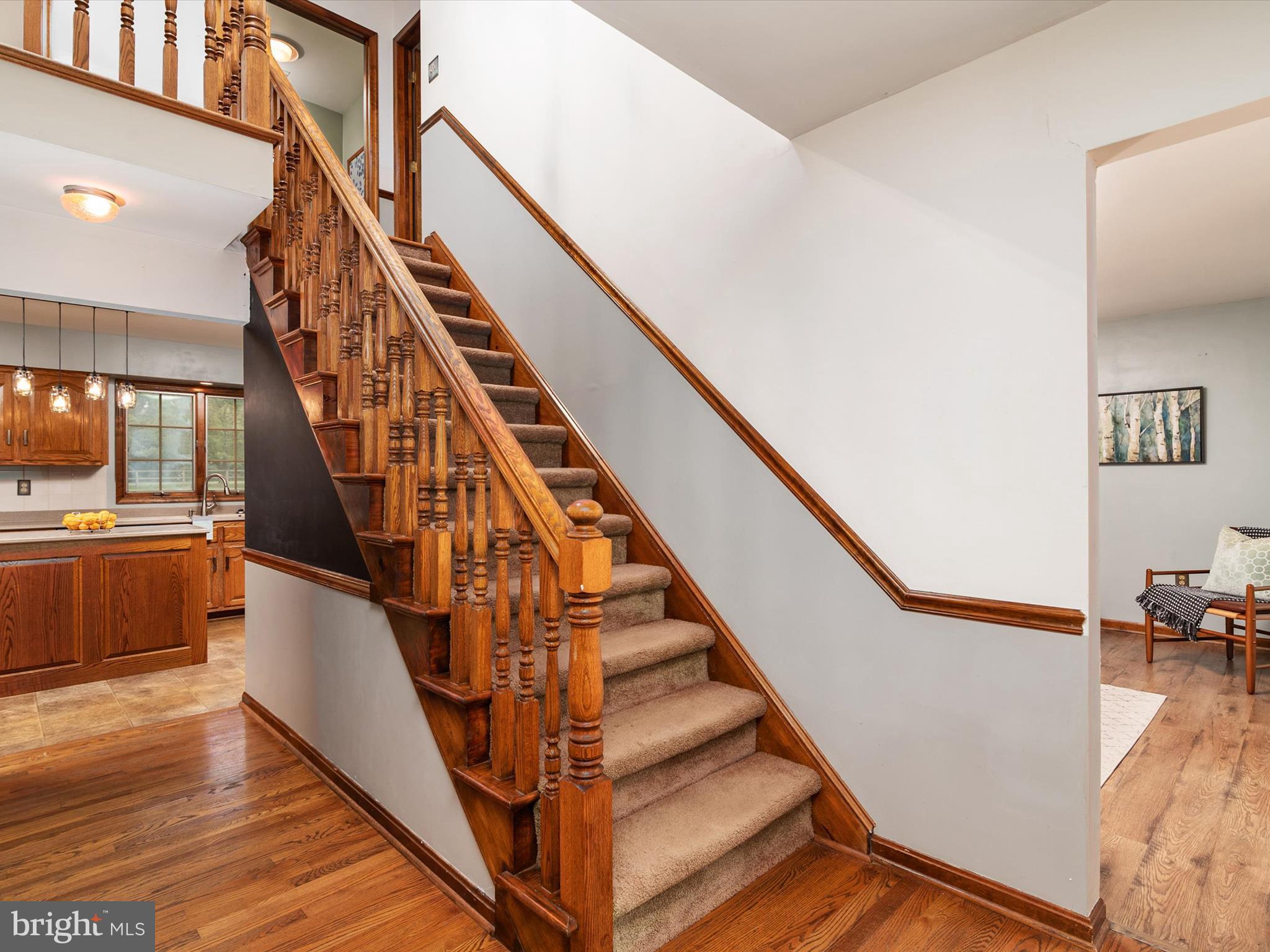 218 LAKESIDE DRIVE