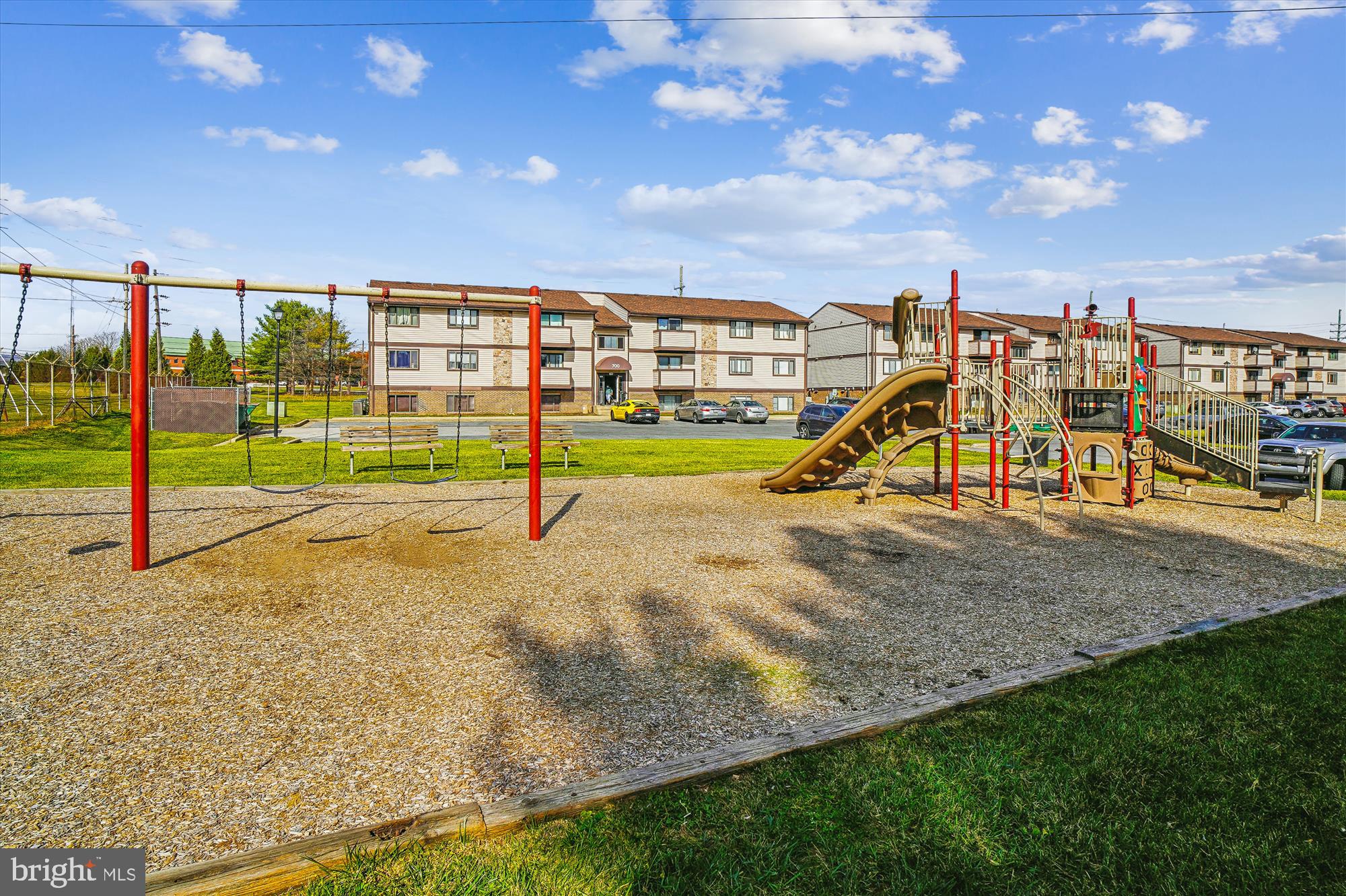 AMBERTOWNE - Residential