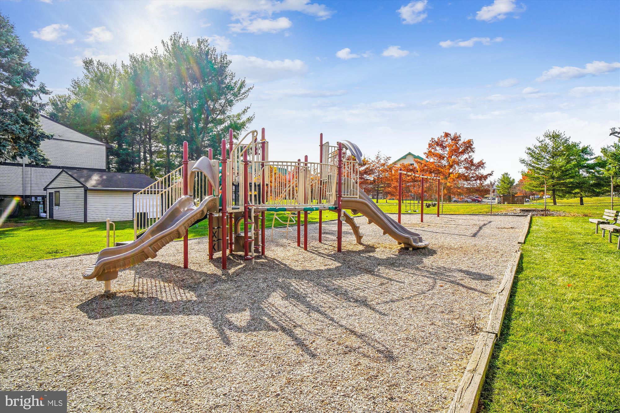 AMBERTOWNE - Residential