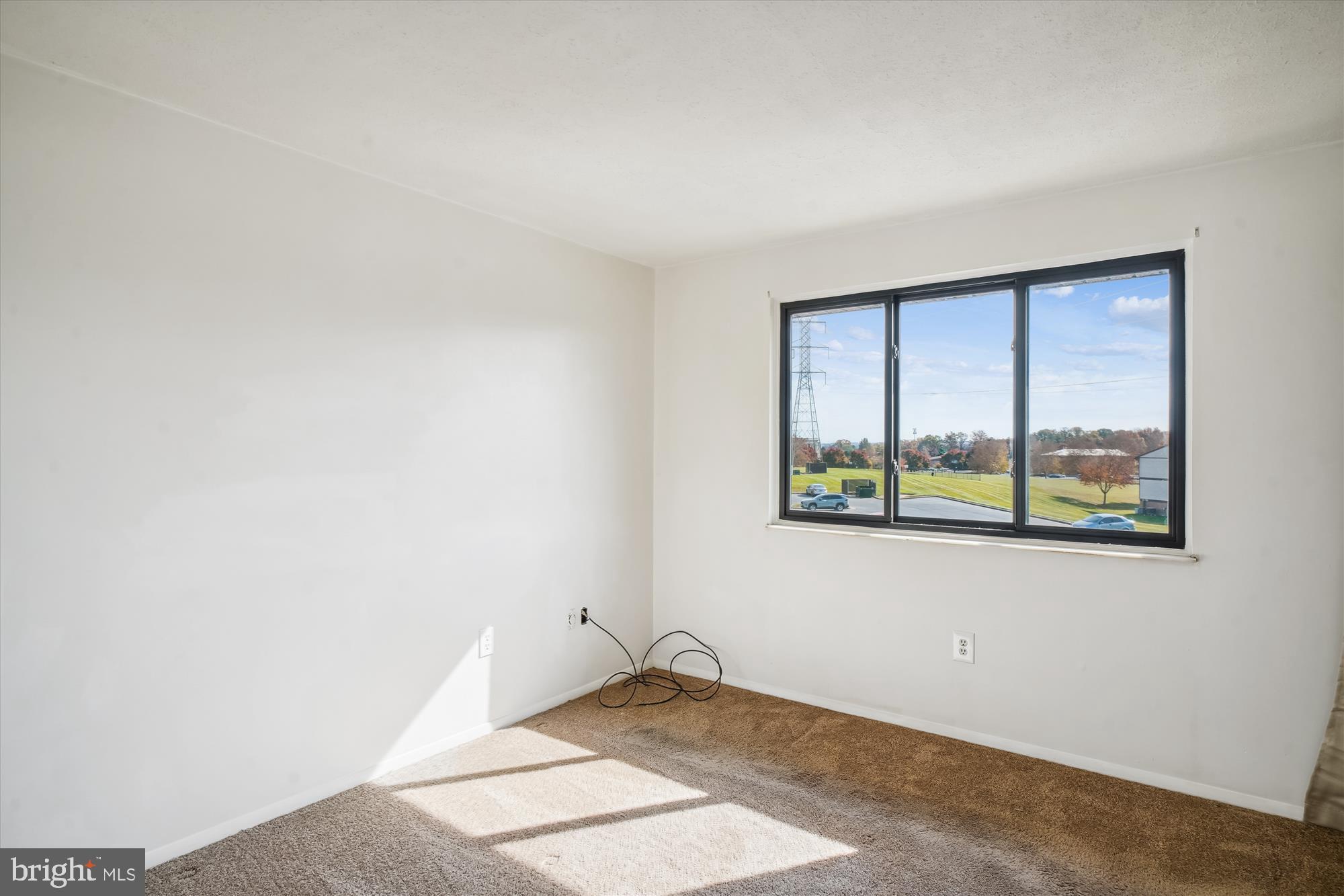 AMBERTOWNE - Residential