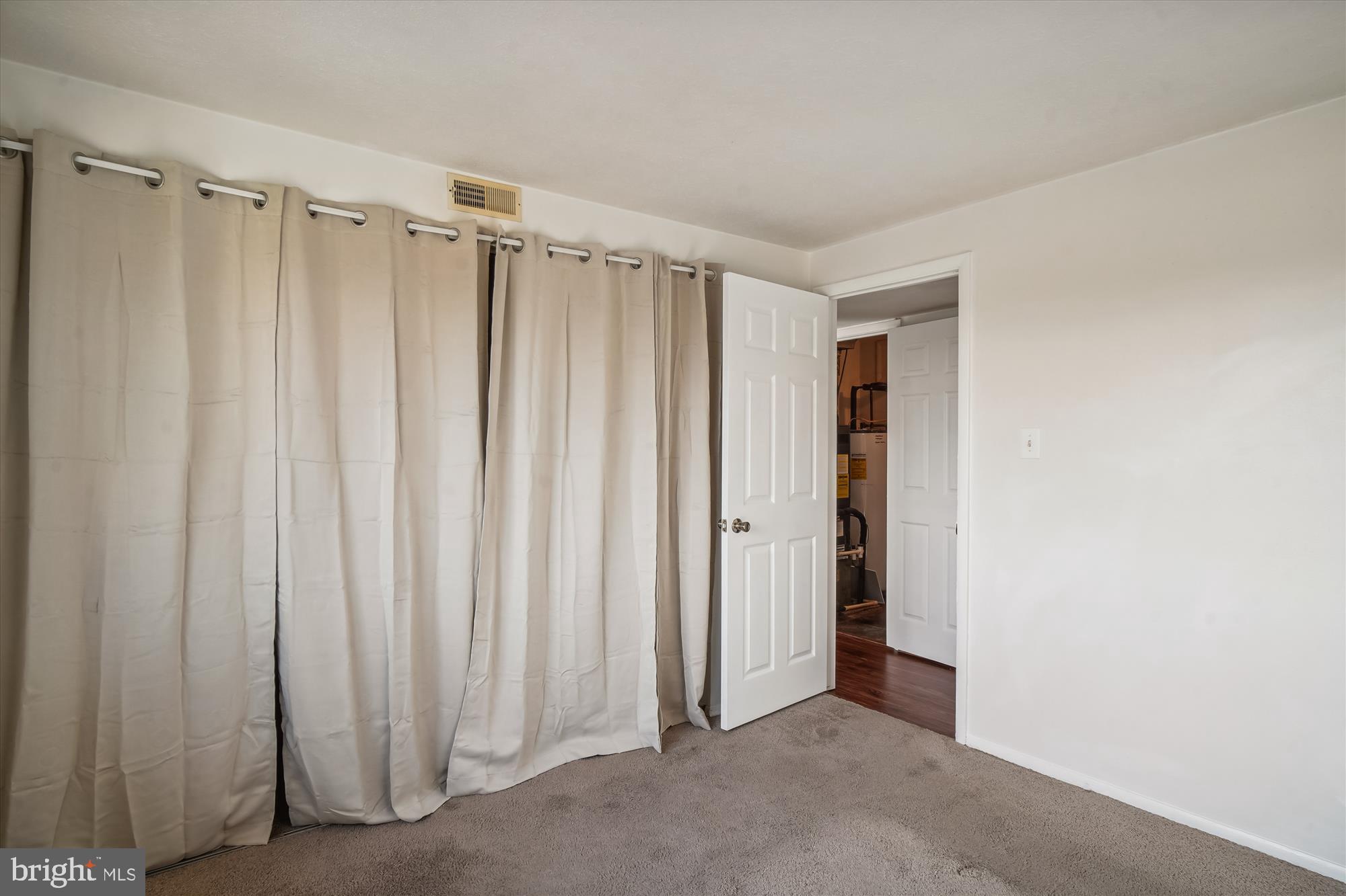 AMBERTOWNE - Residential