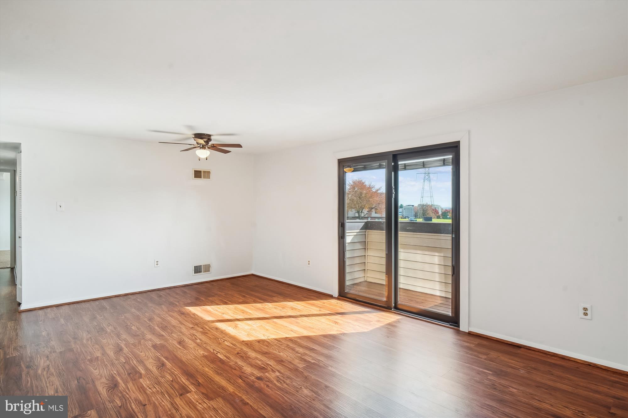 AMBERTOWNE - Residential