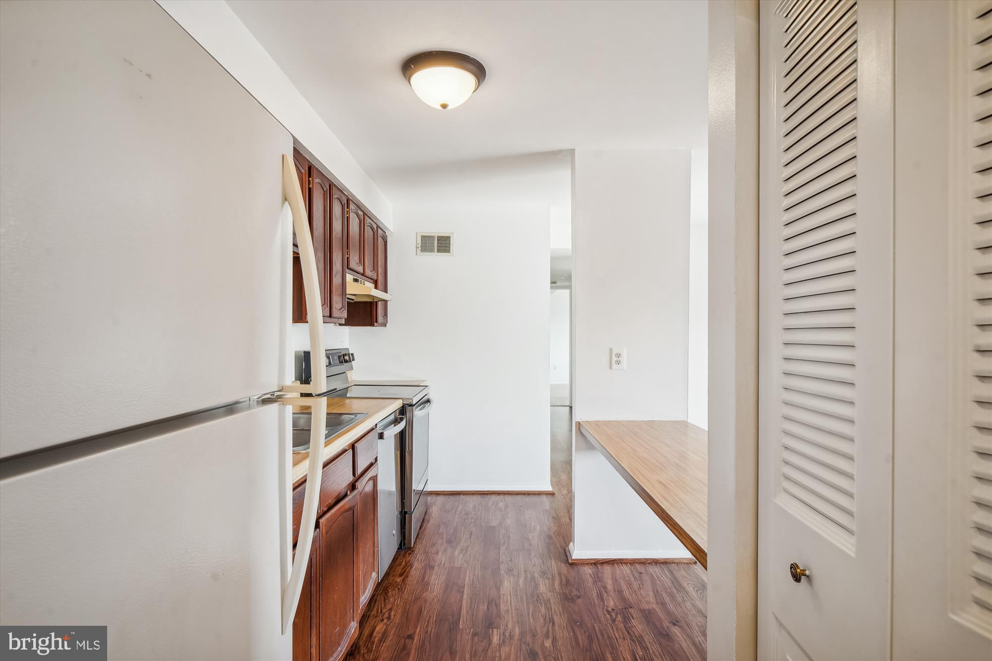 AMBERTOWNE - Residential