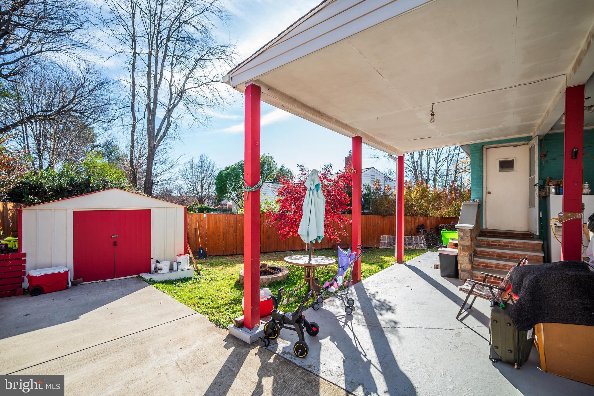 WHEATON WOODS - Residential