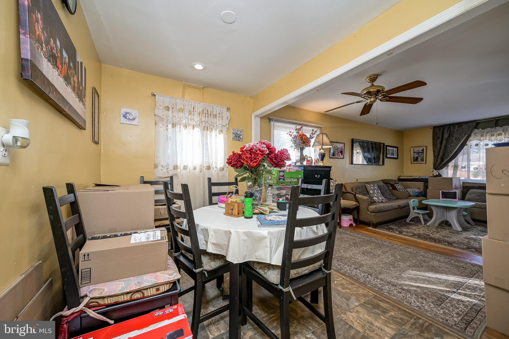 WHEATON WOODS - Residential