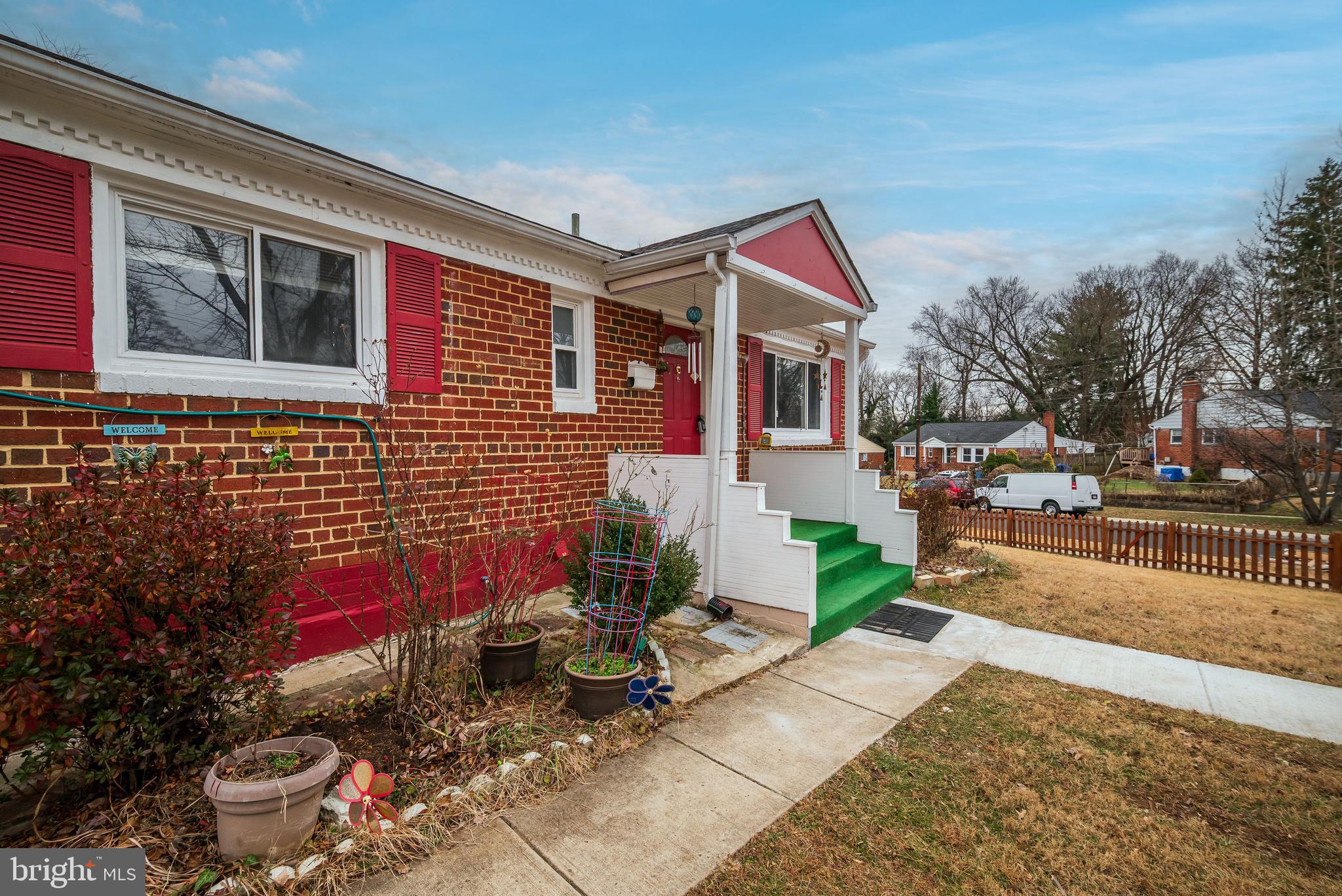 WHEATON WOODS - Residential