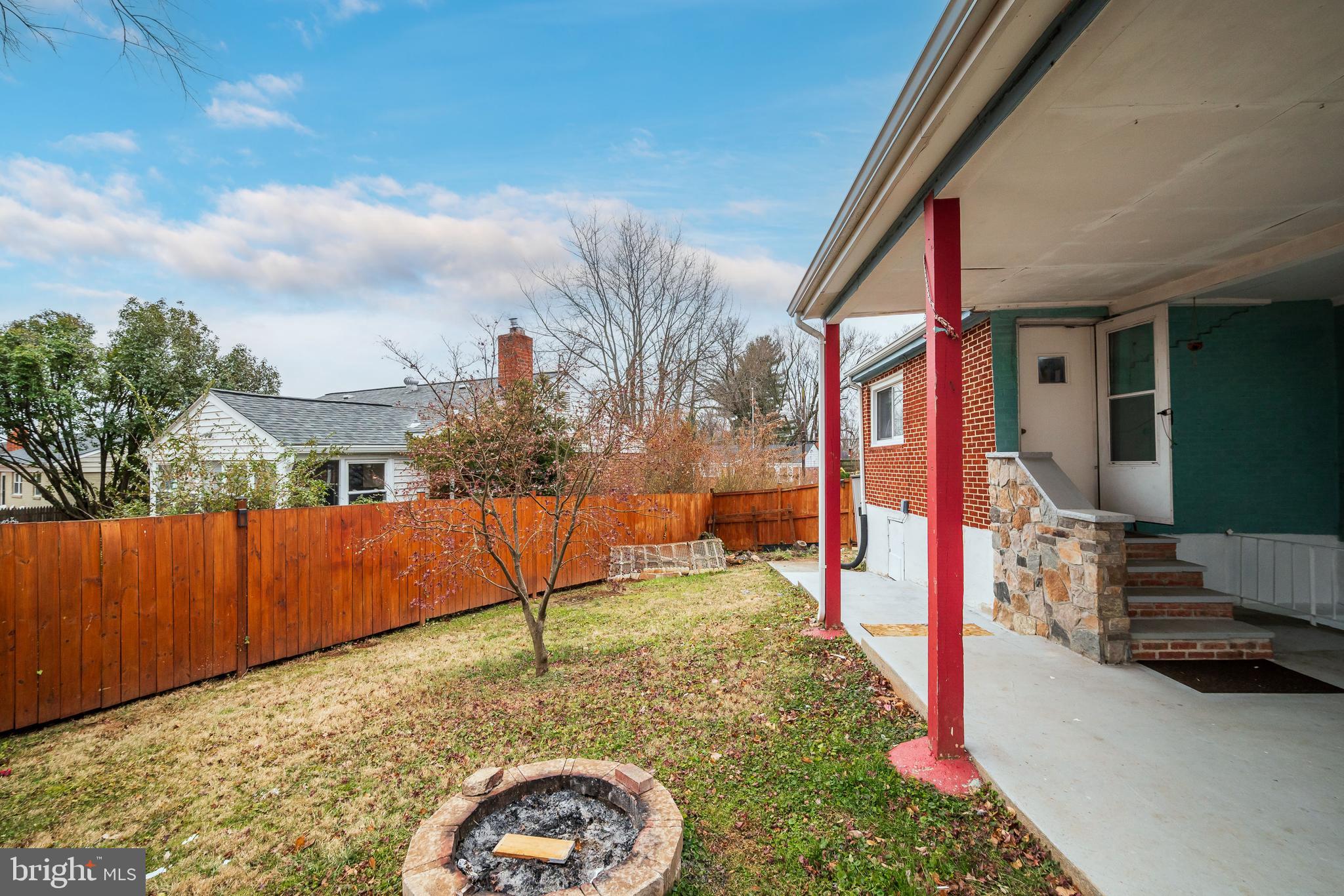 WHEATON WOODS - Residential