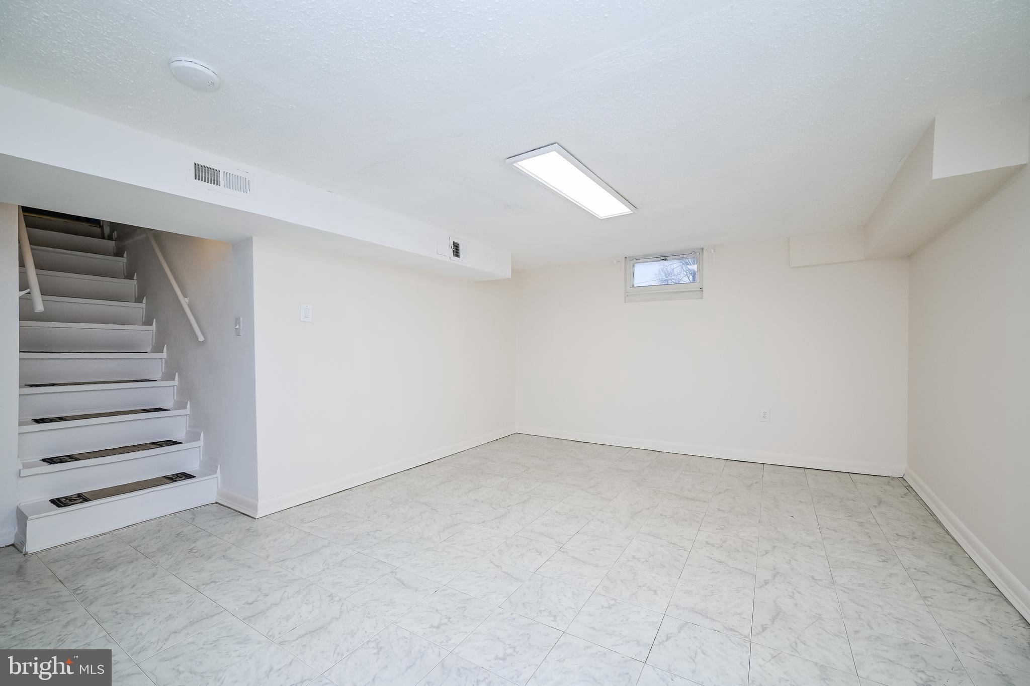 WHEATON WOODS - Residential