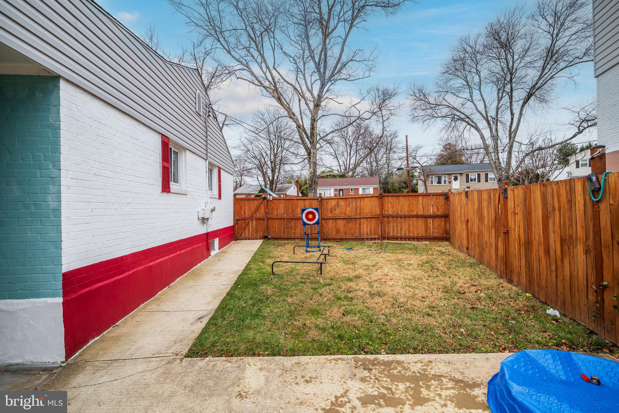 WHEATON WOODS - Residential