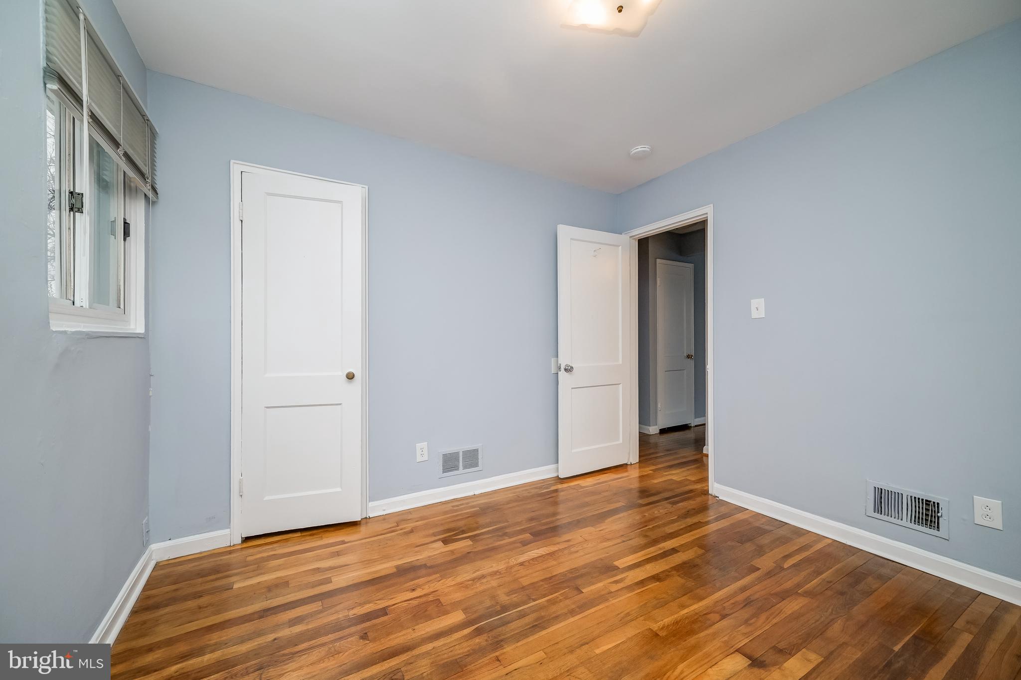 WHEATON WOODS - Residential