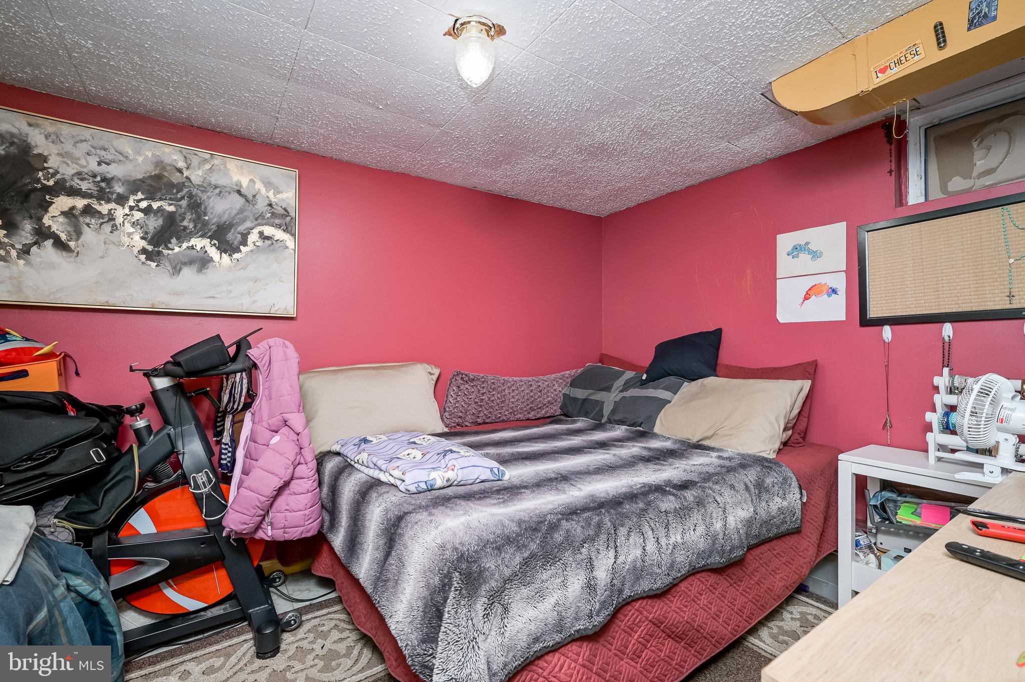 WHEATON WOODS - Residential