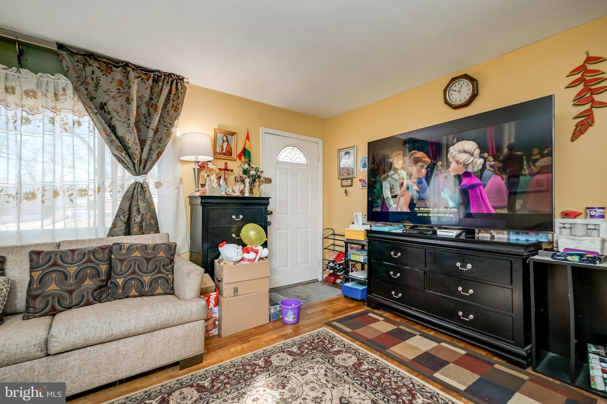 WHEATON WOODS - Residential