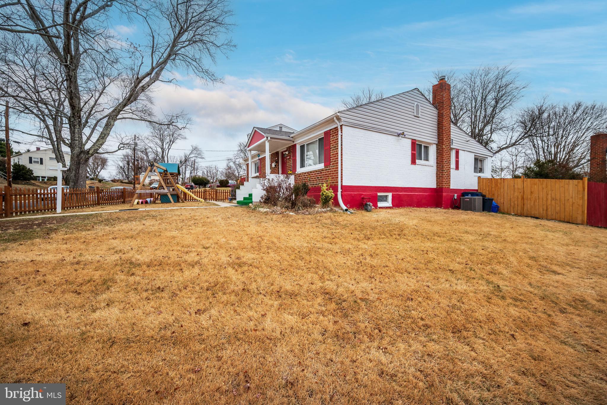 WHEATON WOODS - Residential