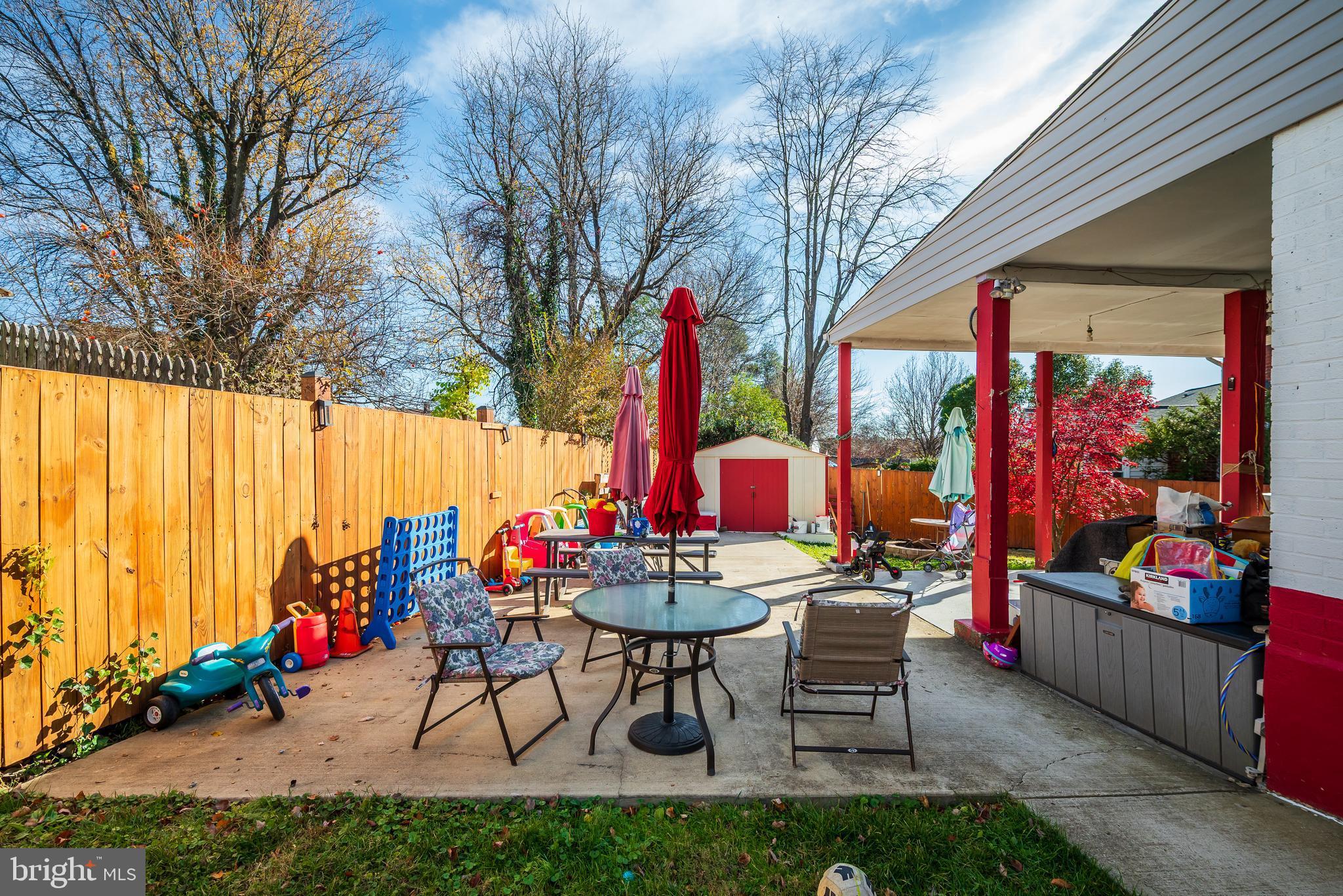 WHEATON WOODS - Residential