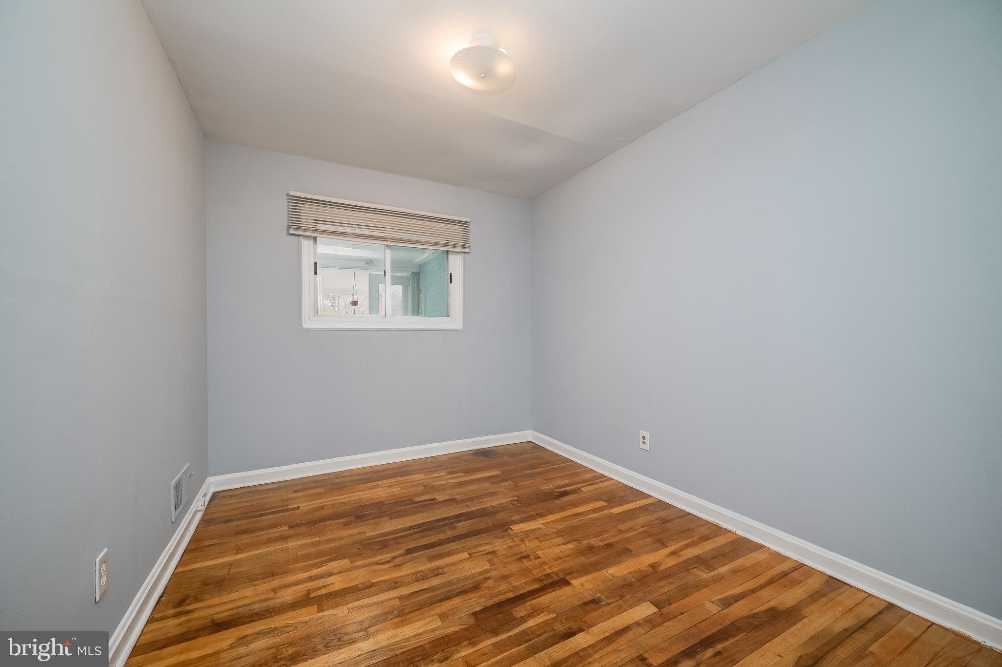 WHEATON WOODS - Residential