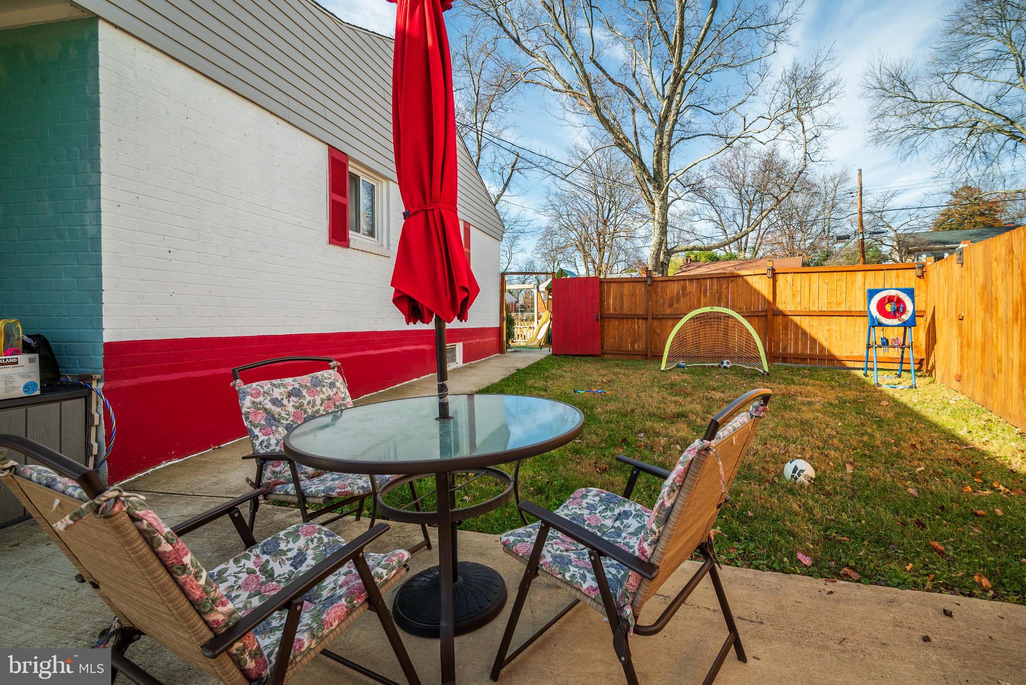 WHEATON WOODS - Residential