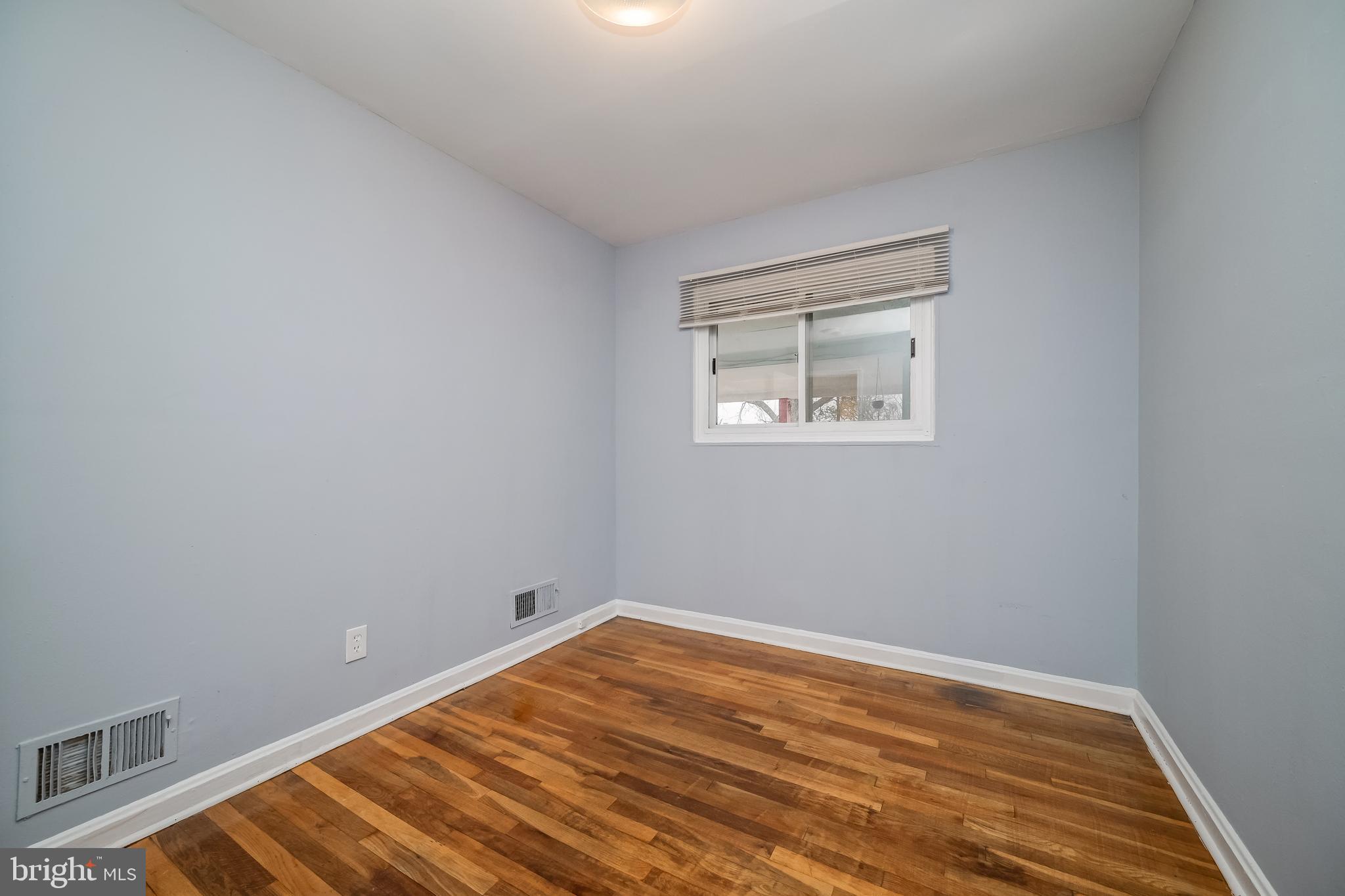 WHEATON WOODS - Residential