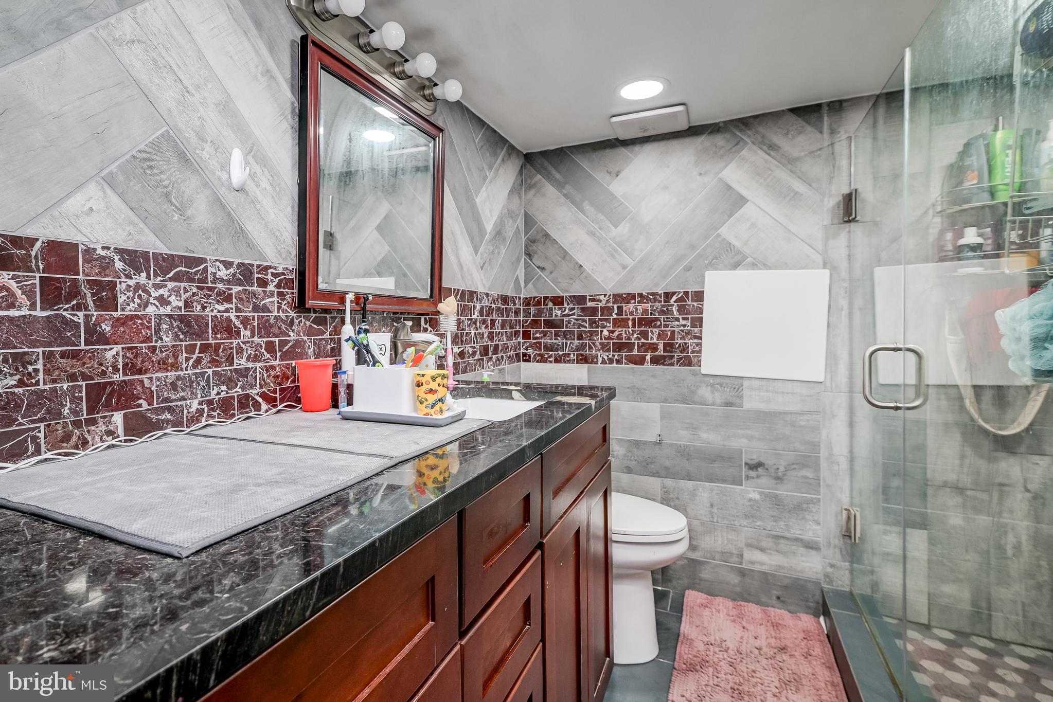 WHEATON WOODS - Residential