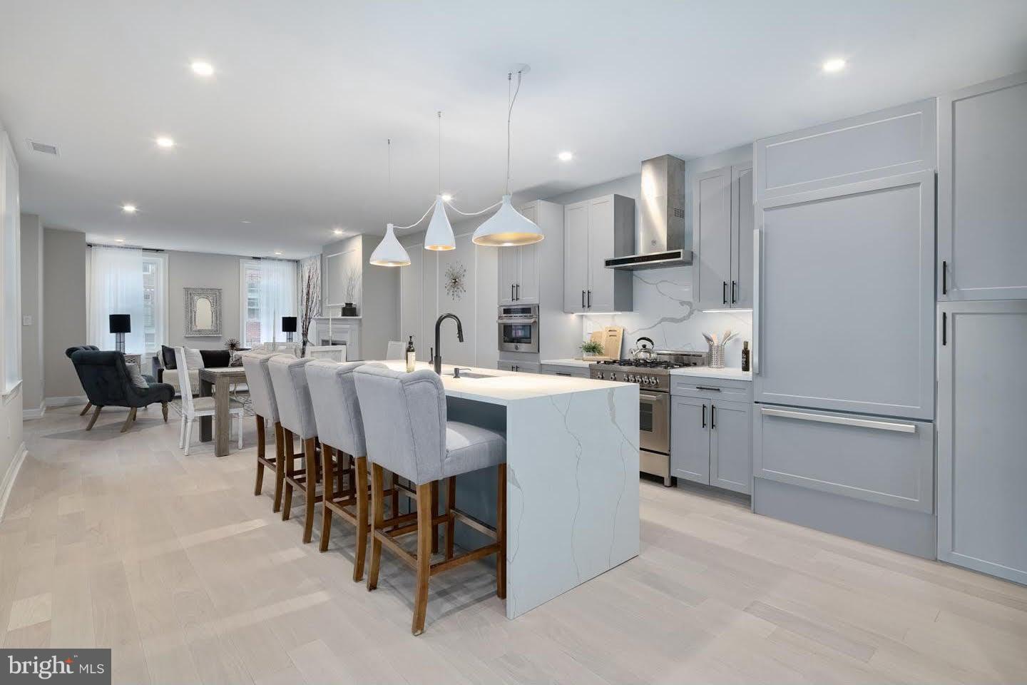 WASHINGTON SQ WEST - Residential