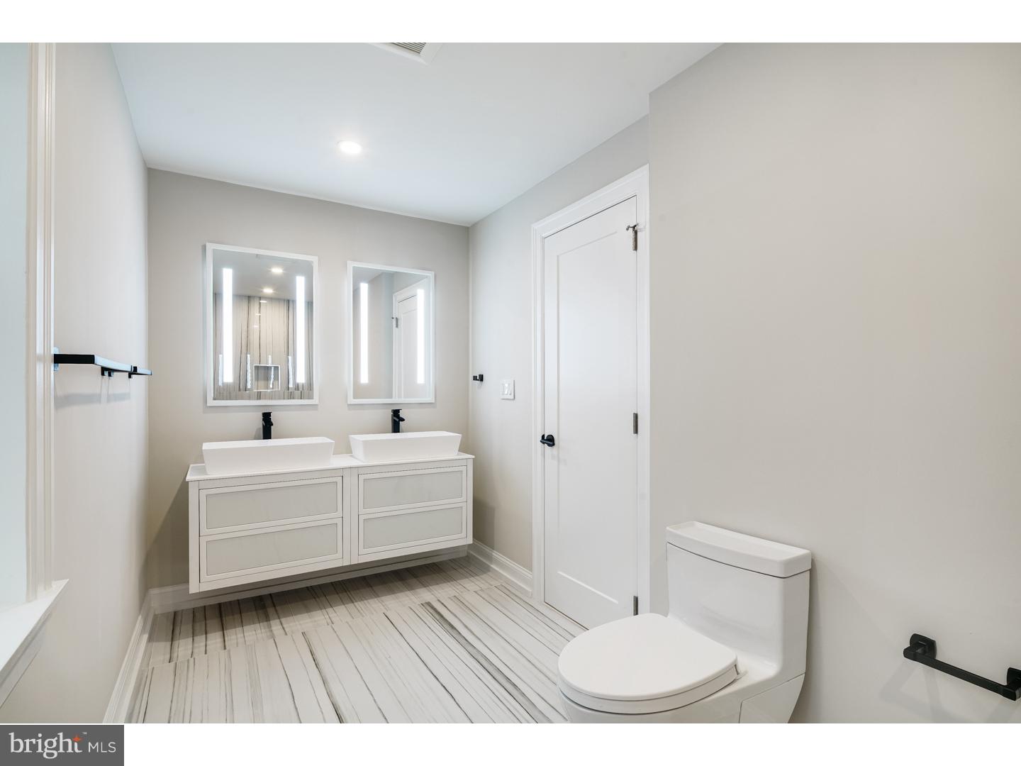 WASHINGTON SQ WEST - Residential