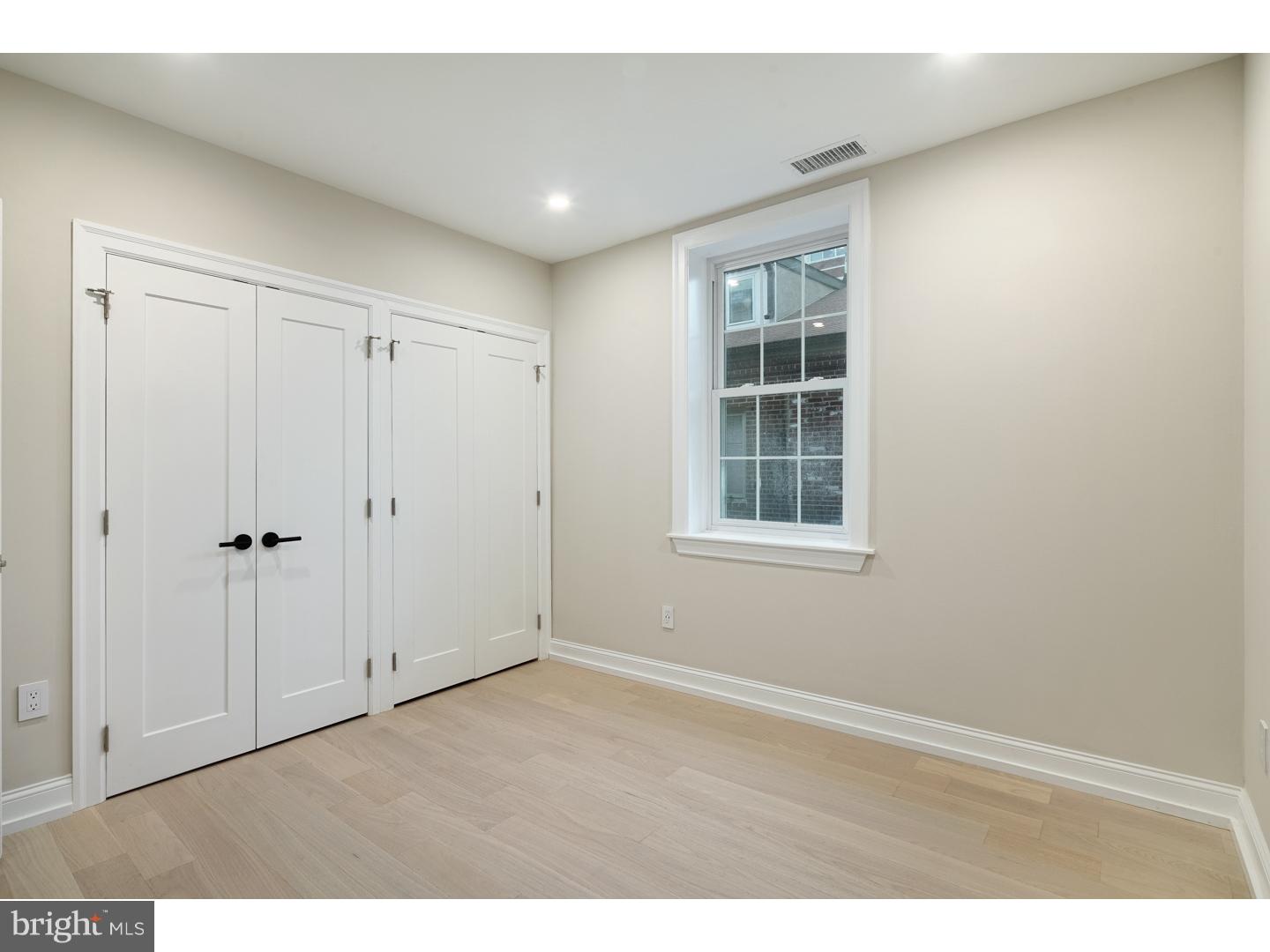 WASHINGTON SQ WEST - Residential