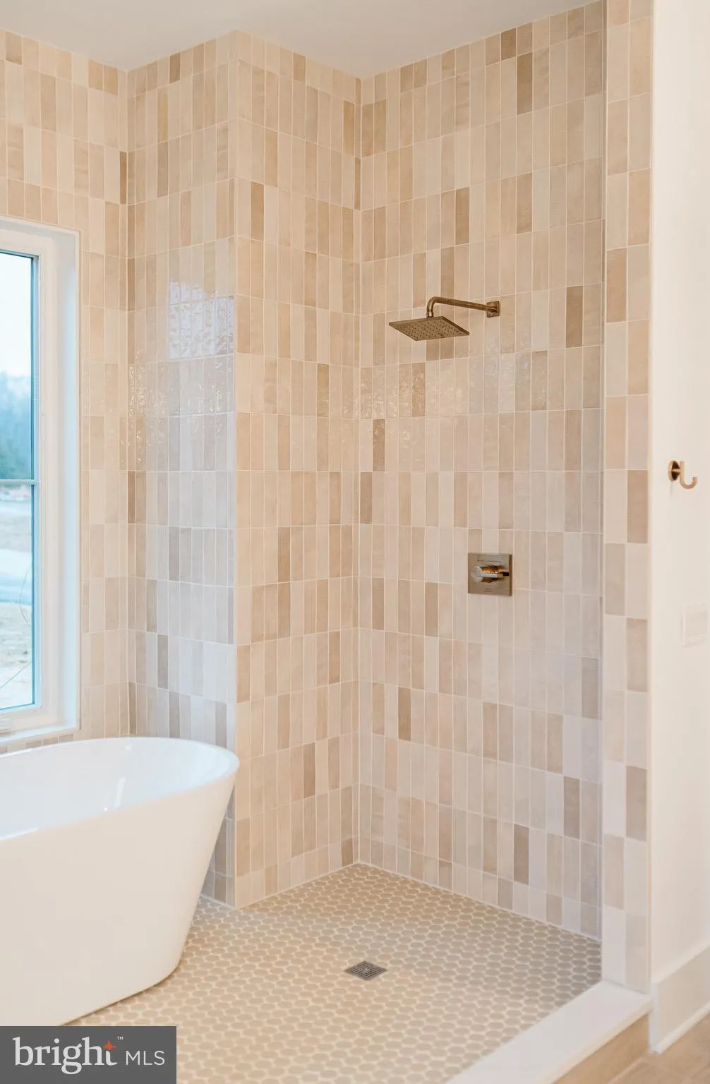 Lutherville Timonium, Maryland 21093, United States, 5 Bedrooms Bedrooms, ,5 BathroomsBathrooms,Residential,Contingent,204558