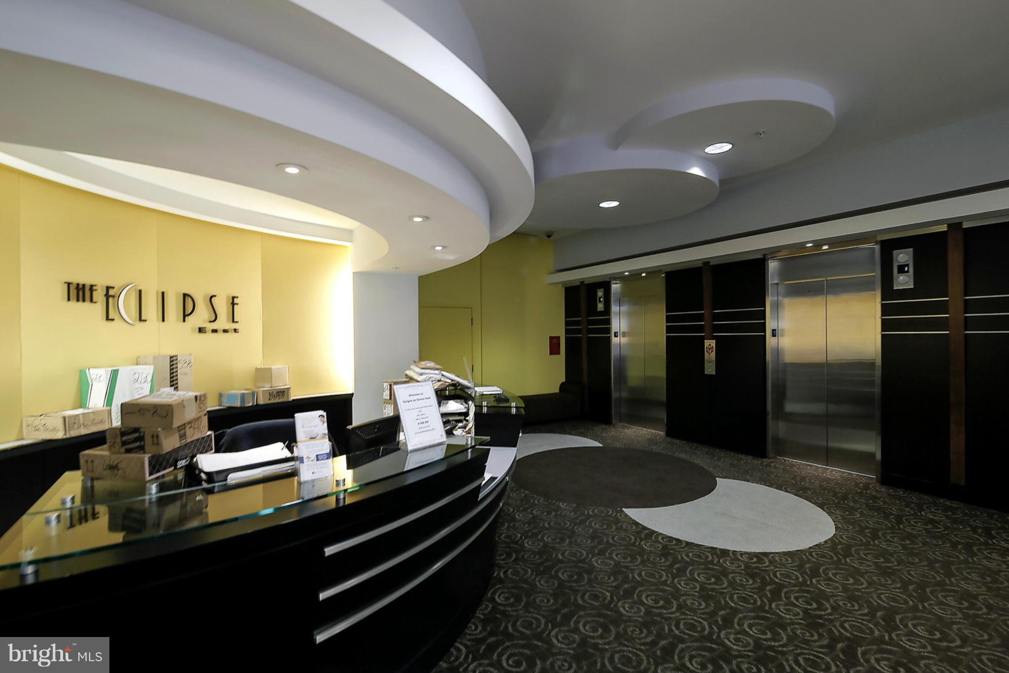 ECLIPSE ON CENTER PARK - Residential