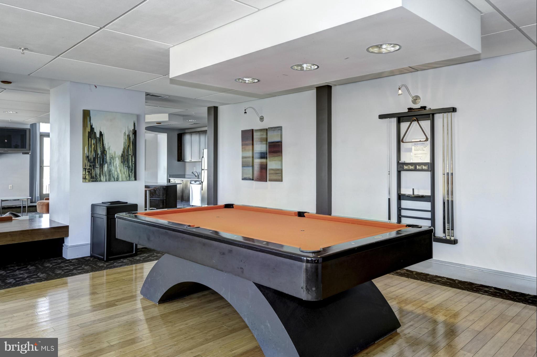 ECLIPSE ON CENTER PARK - Residential