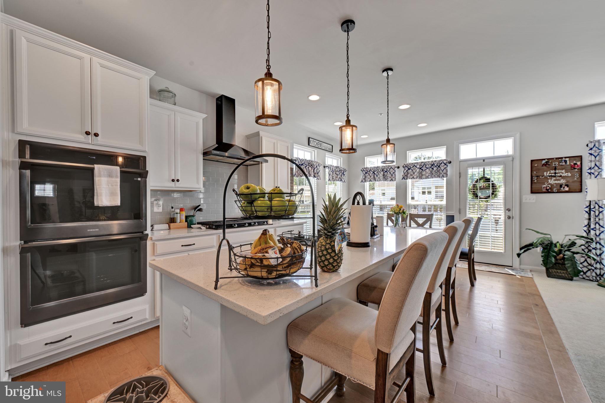 5809 MCINTOSH PLACE