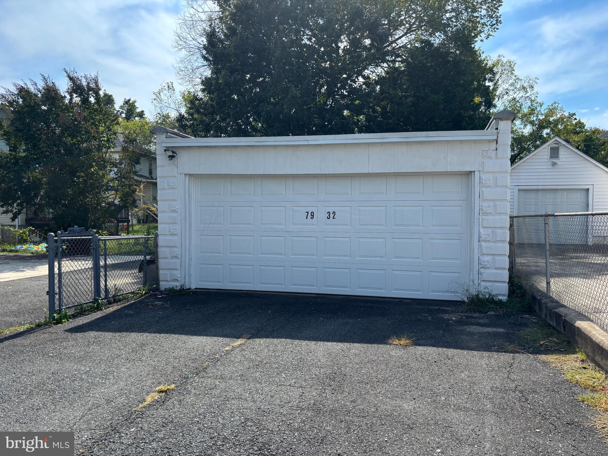 ROSEDALE - Residential