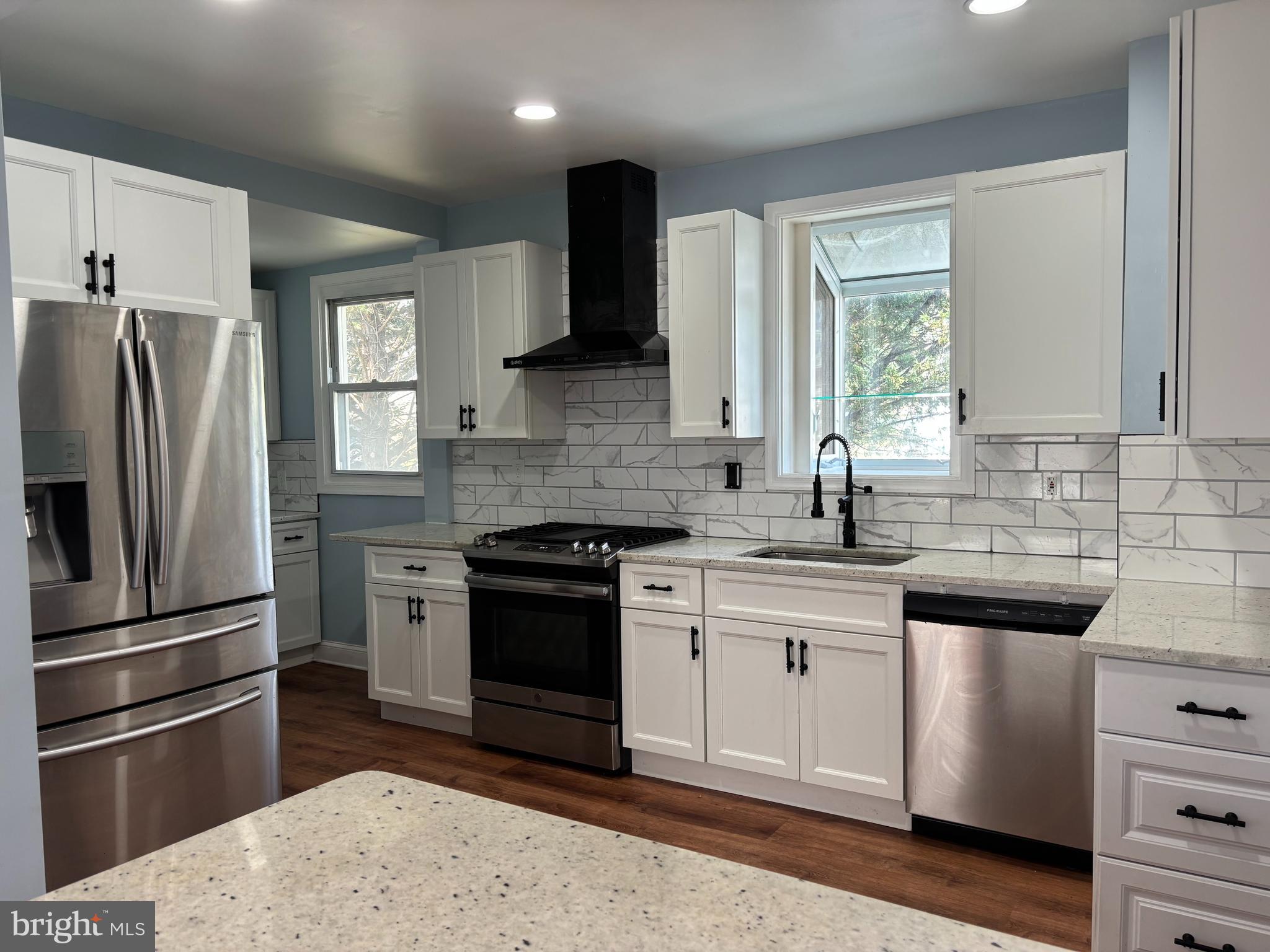 ROSEDALE - Residential