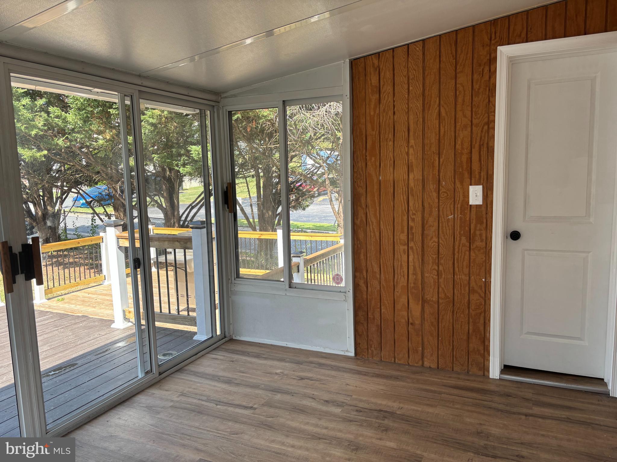 ROSEDALE - Residential