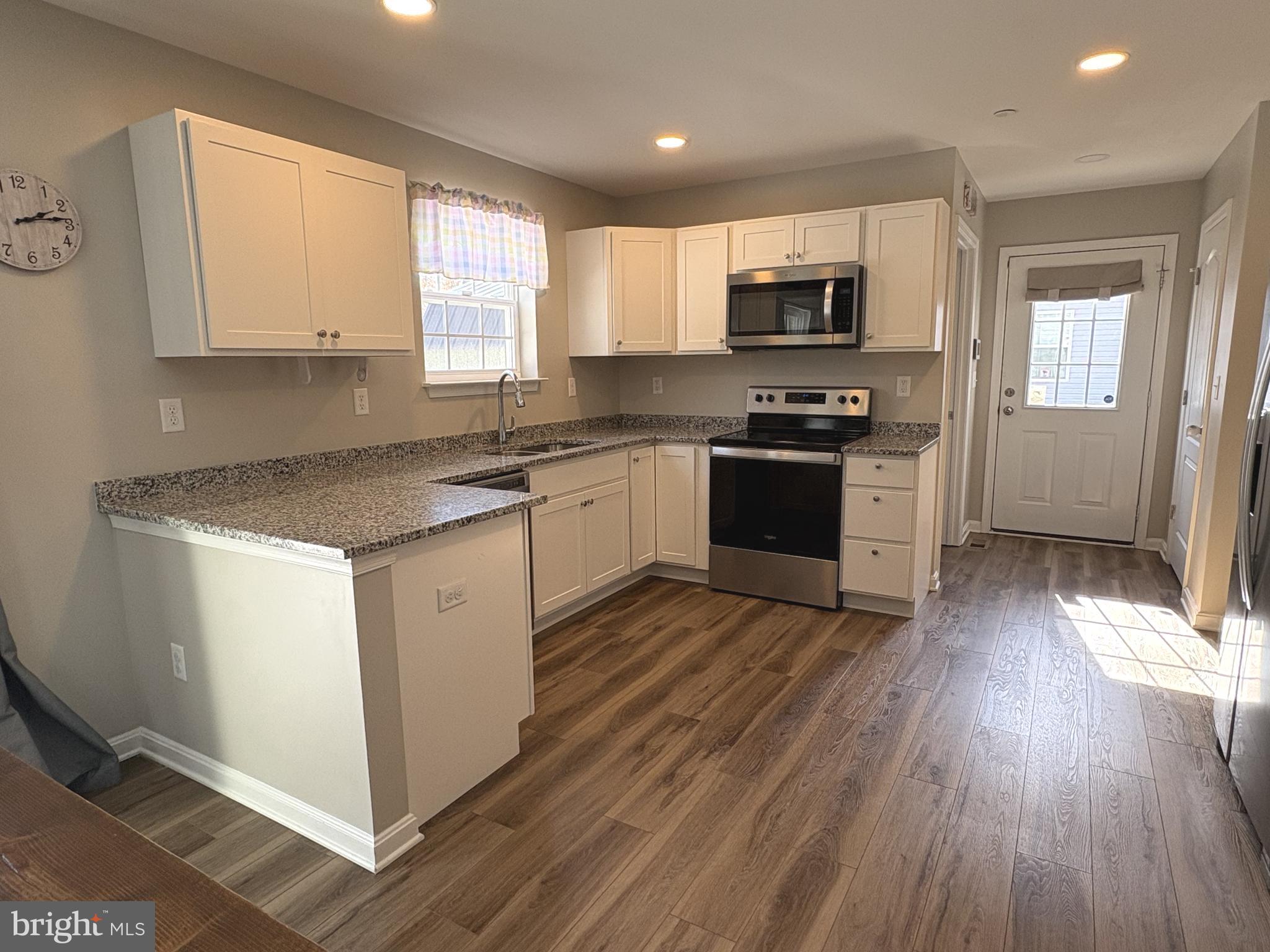 CHAR NOR MANOR - Residential