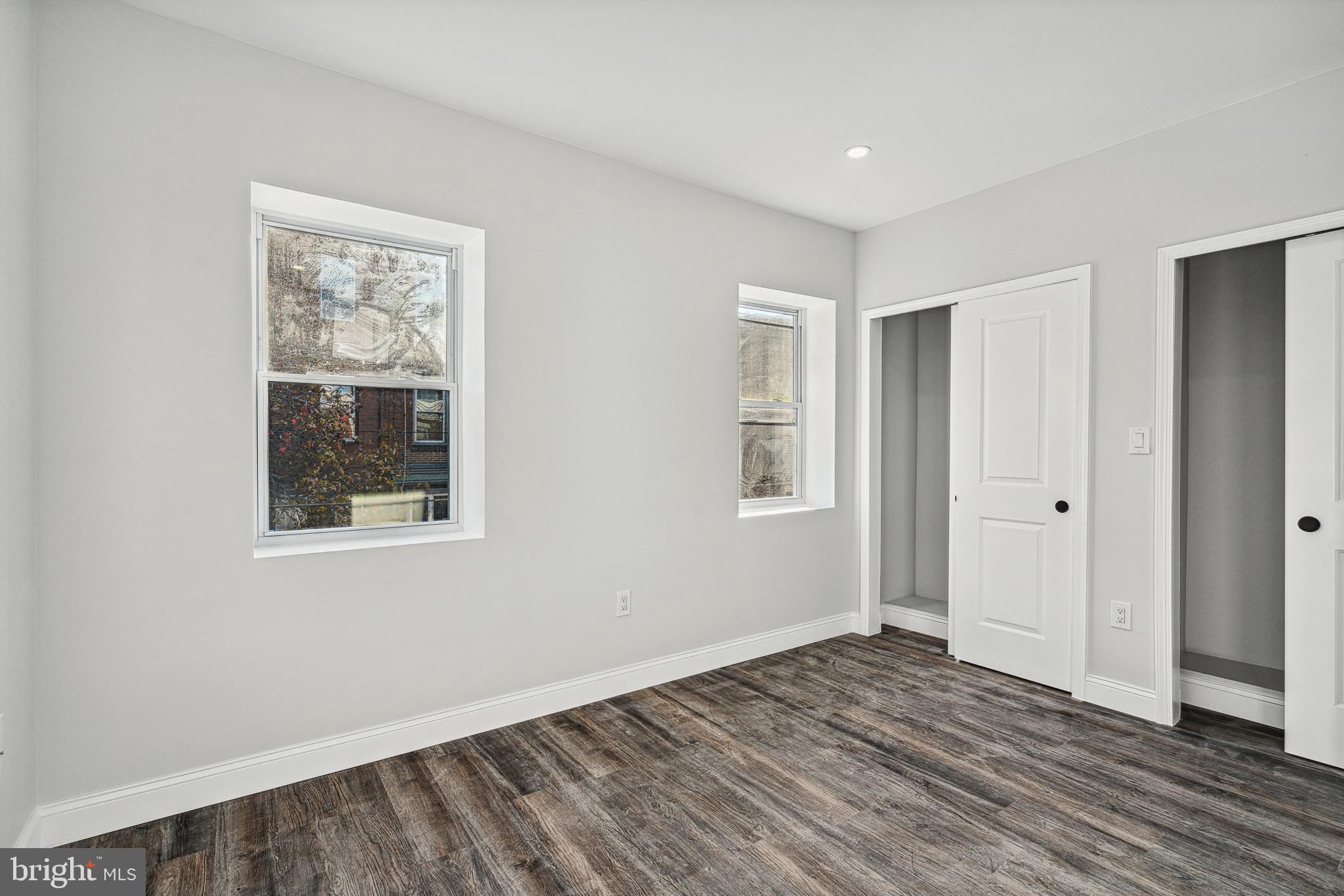DICKINSON NARROWS - Residential