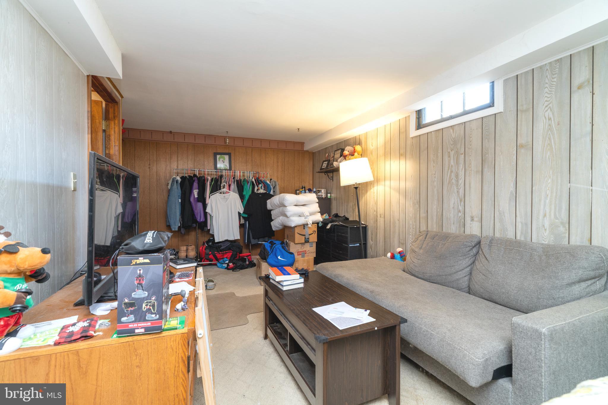 FAIRMONT - Residential