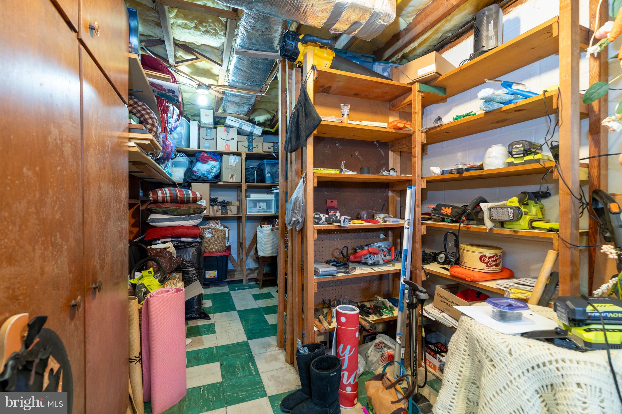 FAIRMONT - Residential