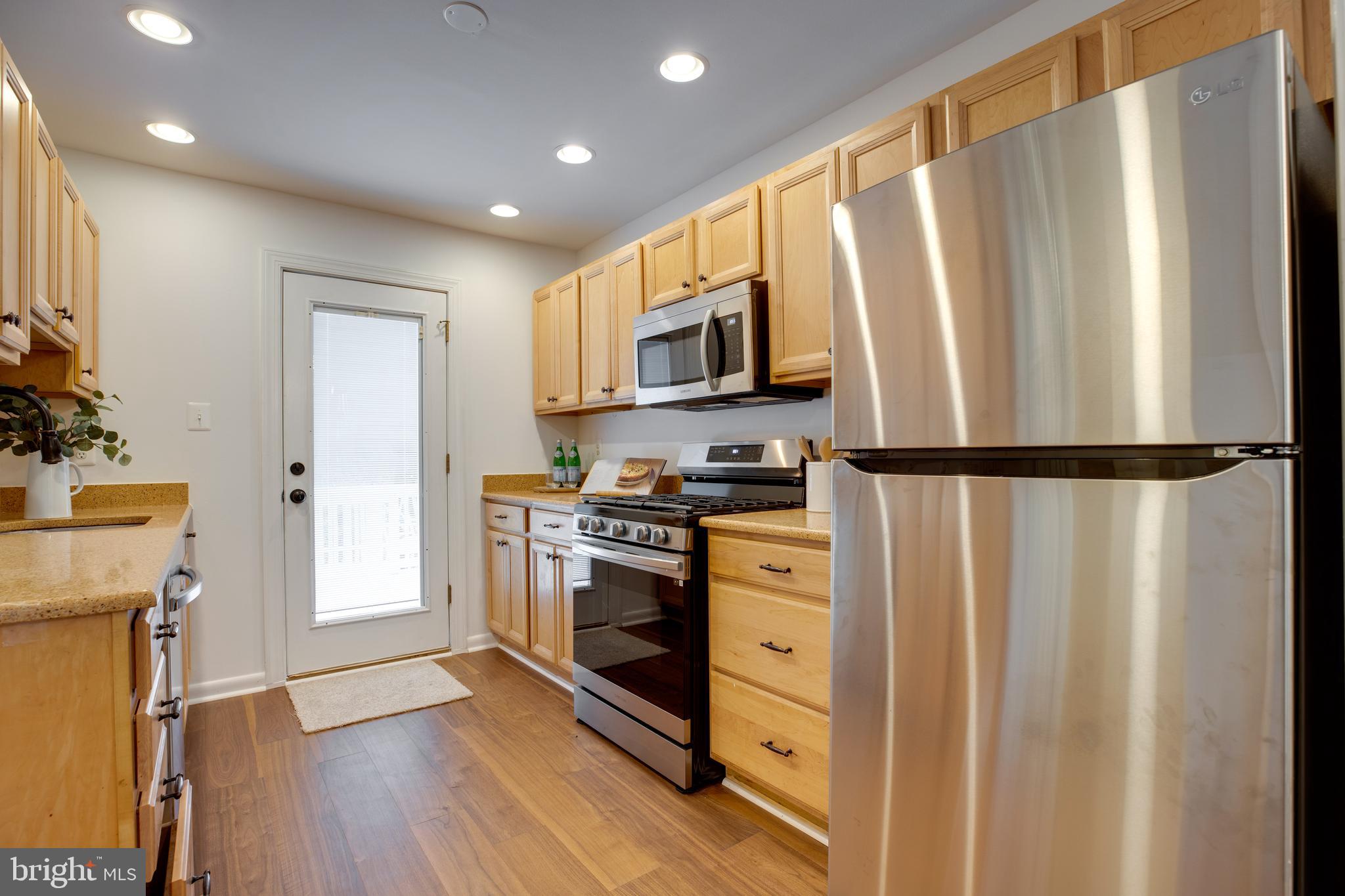 DALE CITY - Residential