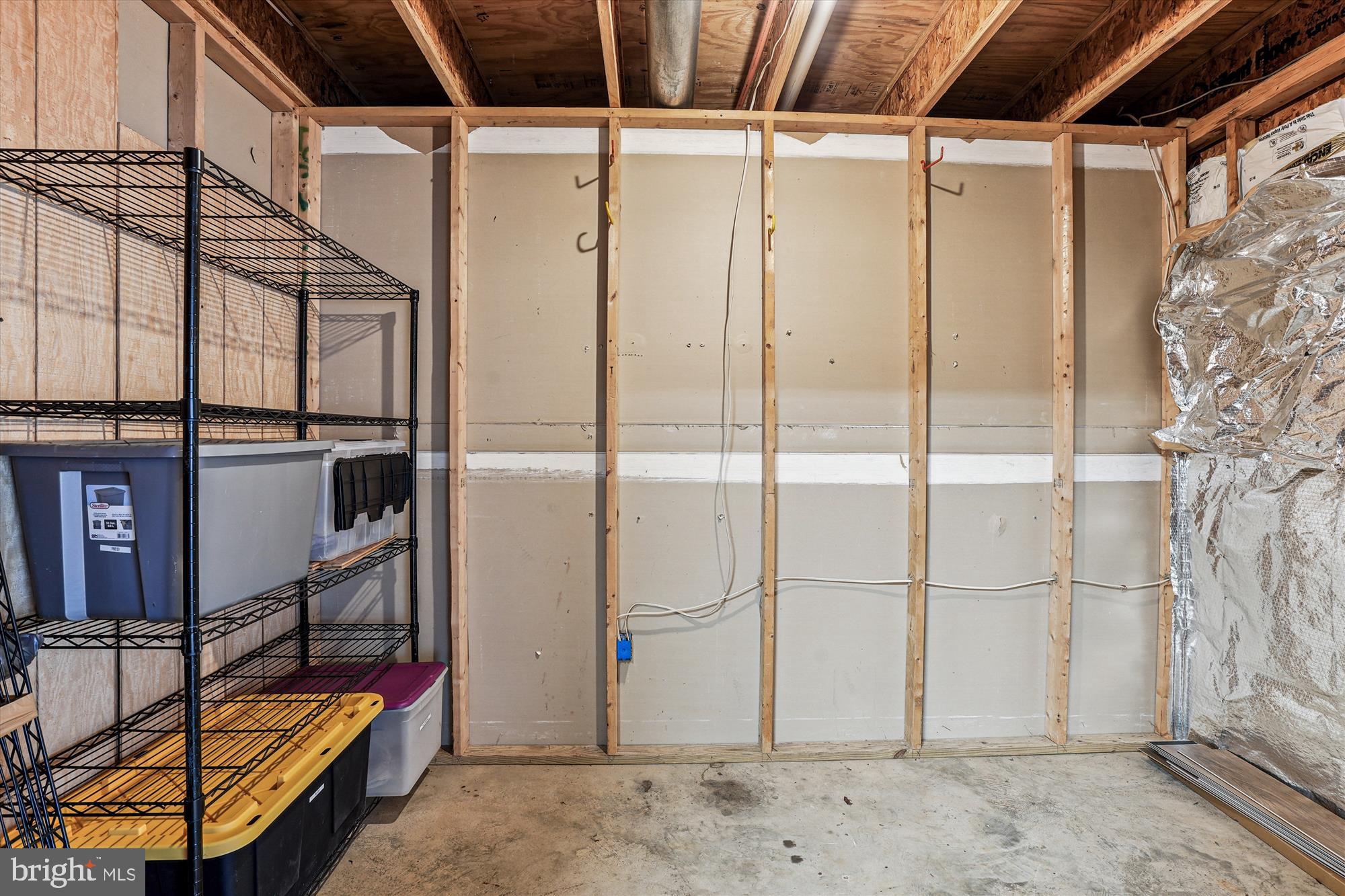 HUNTERS RIDGE - Residential