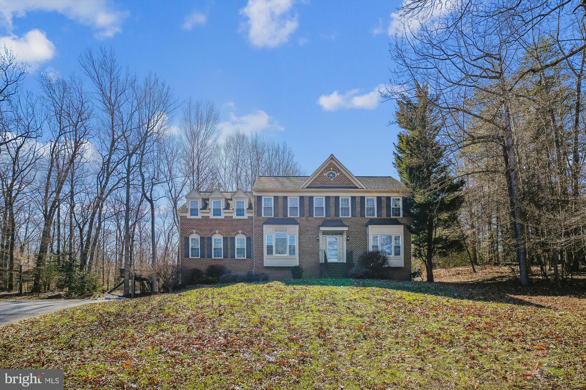 HUNTERS RIDGE - Residential