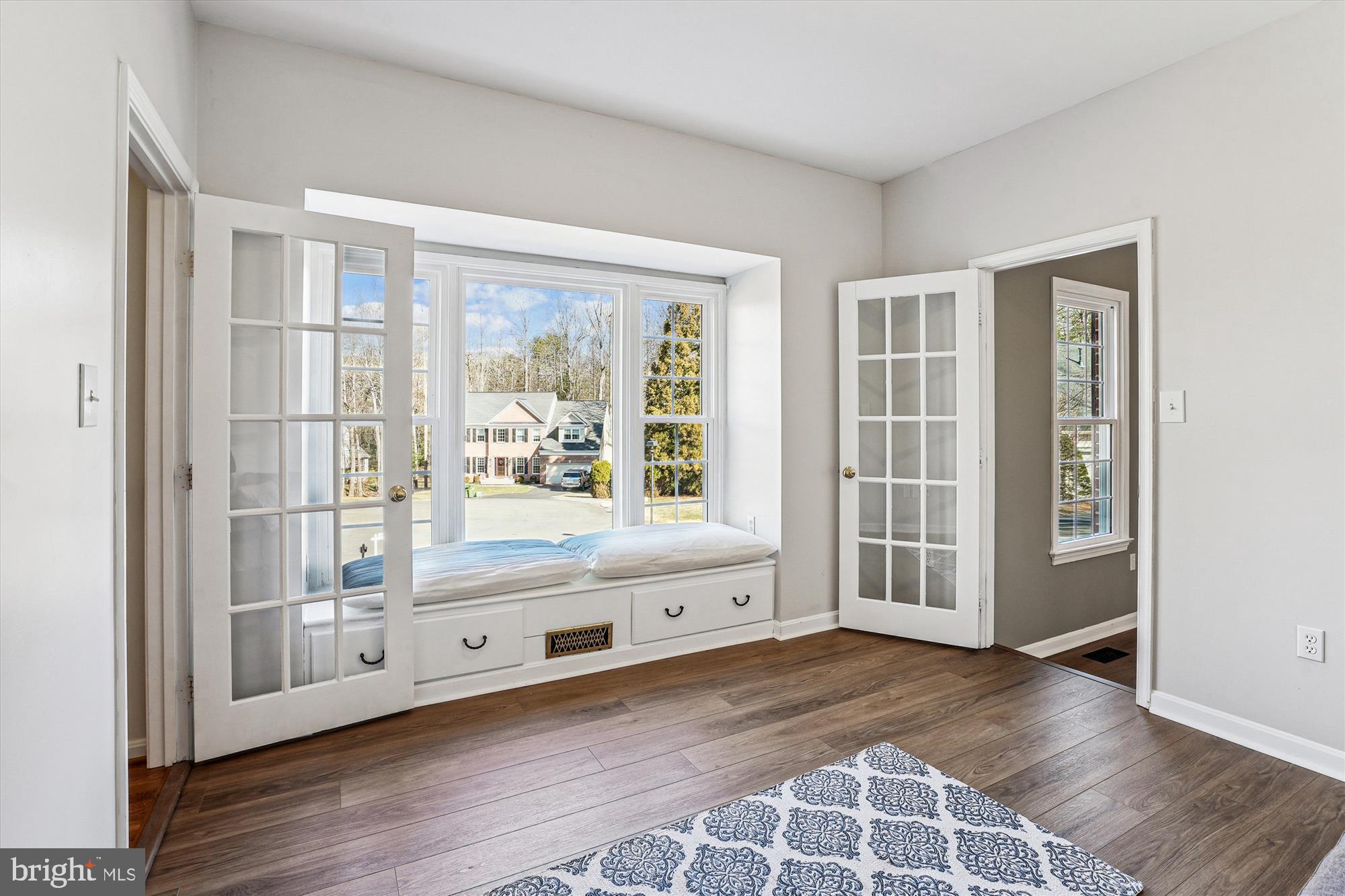 HUNTERS RIDGE - Residential