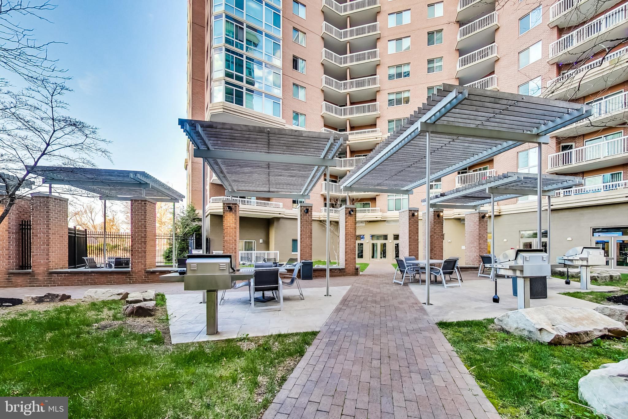 NORTHAMPTON PLACE - Residential