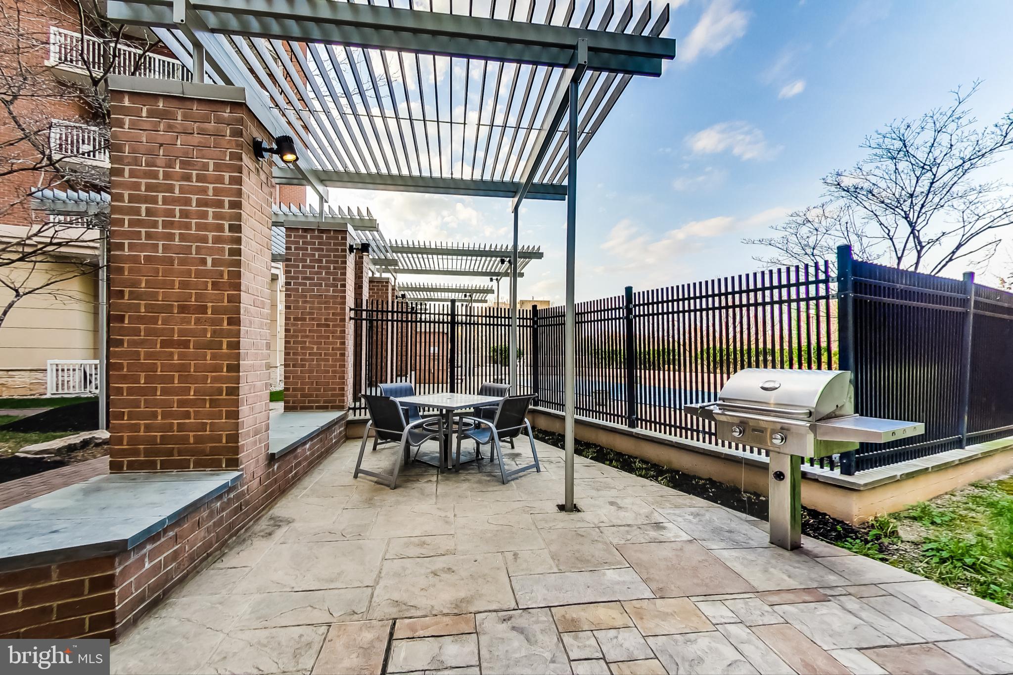 NORTHAMPTON PLACE - Residential