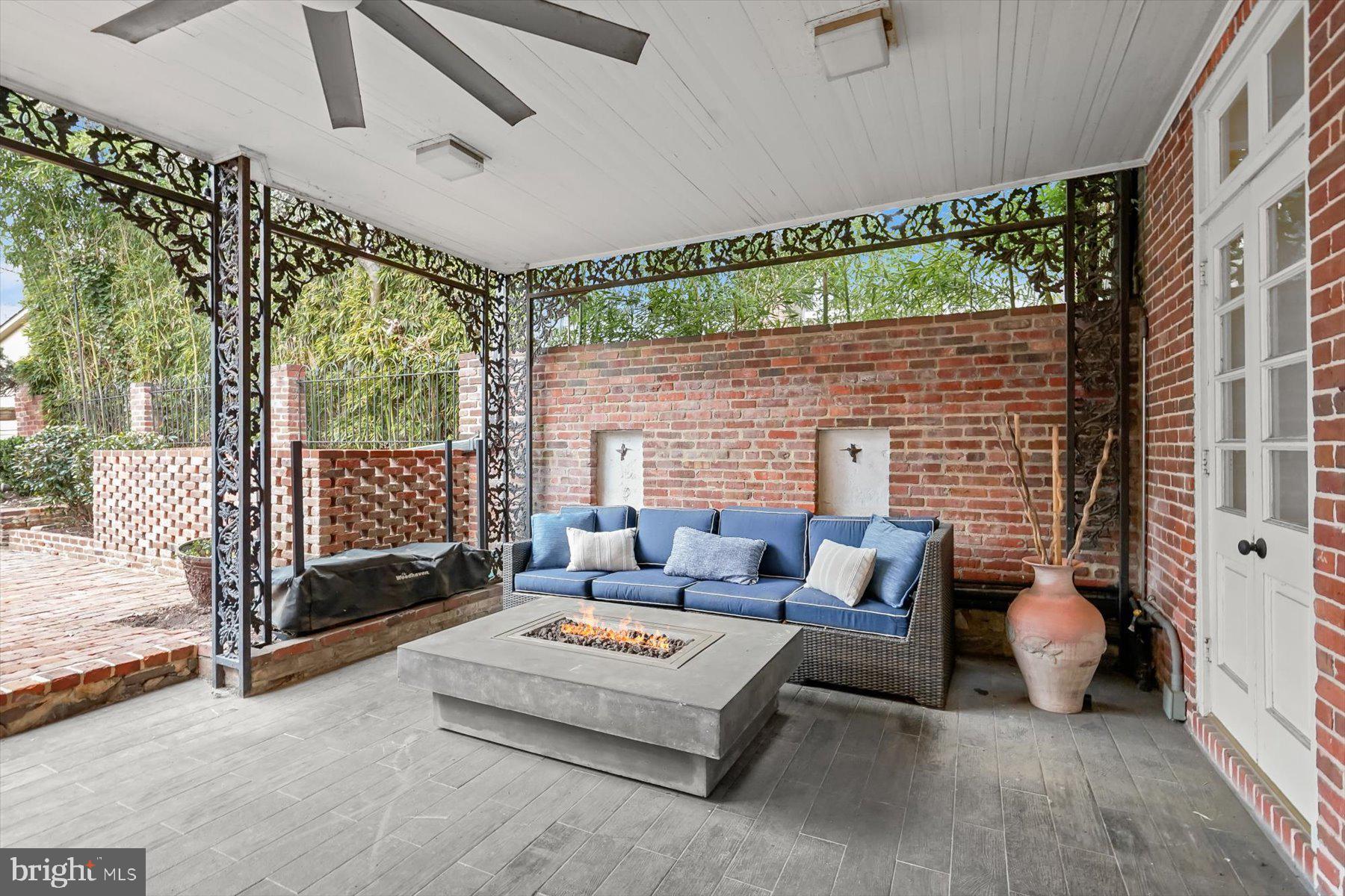 OLD TOWN - Residential