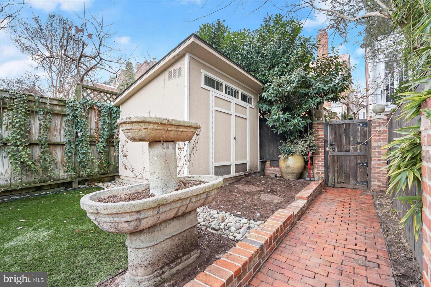 OLD TOWN - Residential