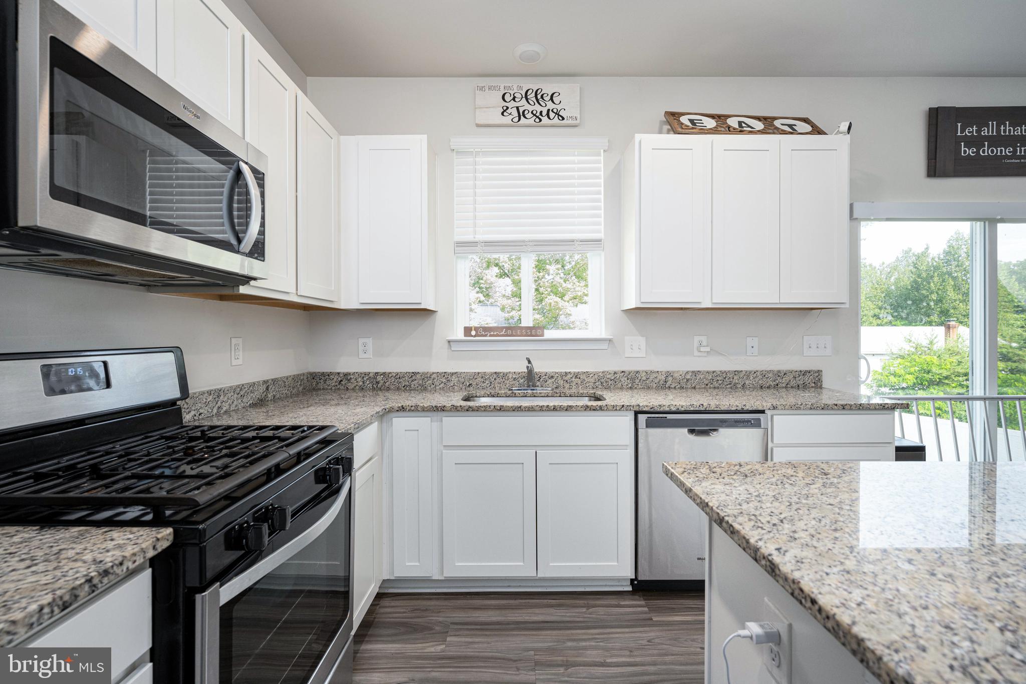 WILDERNESS SHORES - Residential