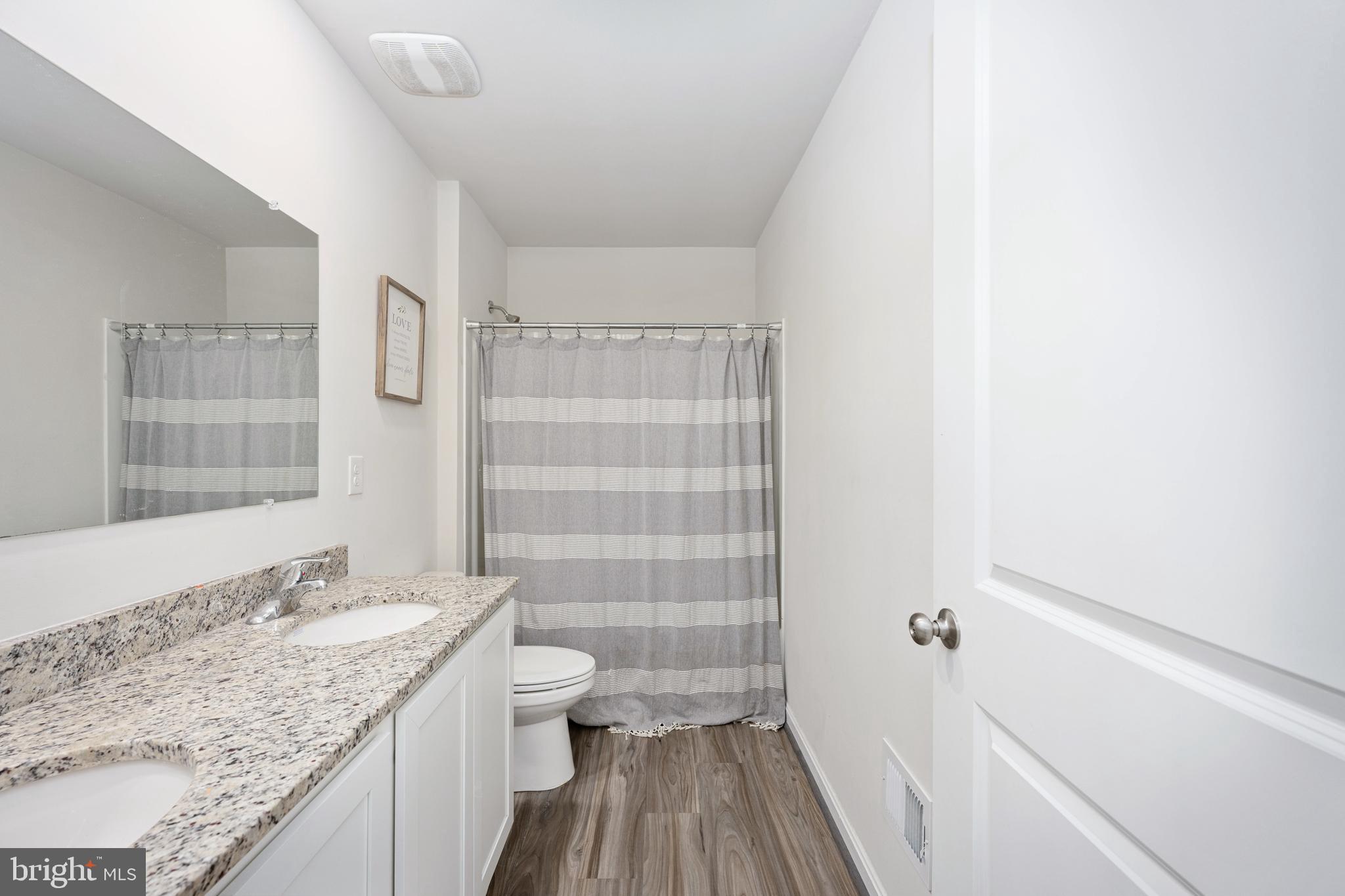 WILDERNESS SHORES - Residential